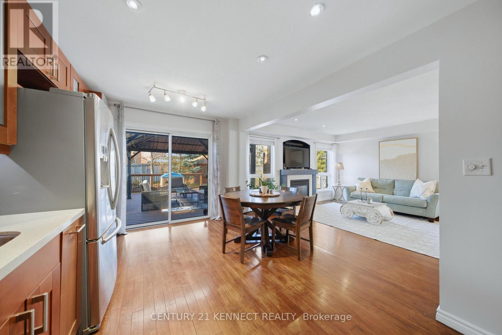 1644 Samuelson Circle, Mississauga, ON - Indoor