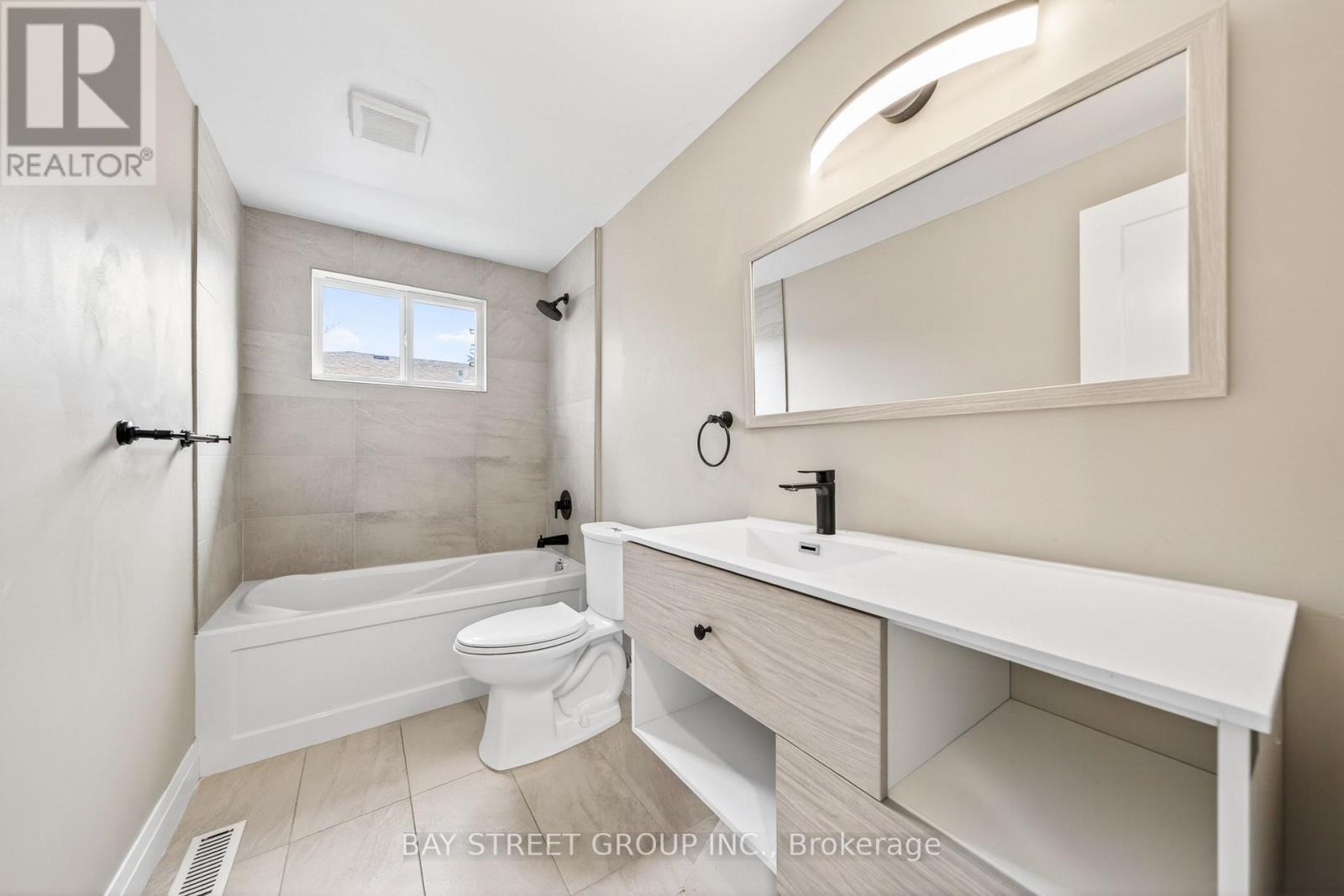 41 Helene Crescent, Waterloo, ON - Indoor Photo Showing Bathroom