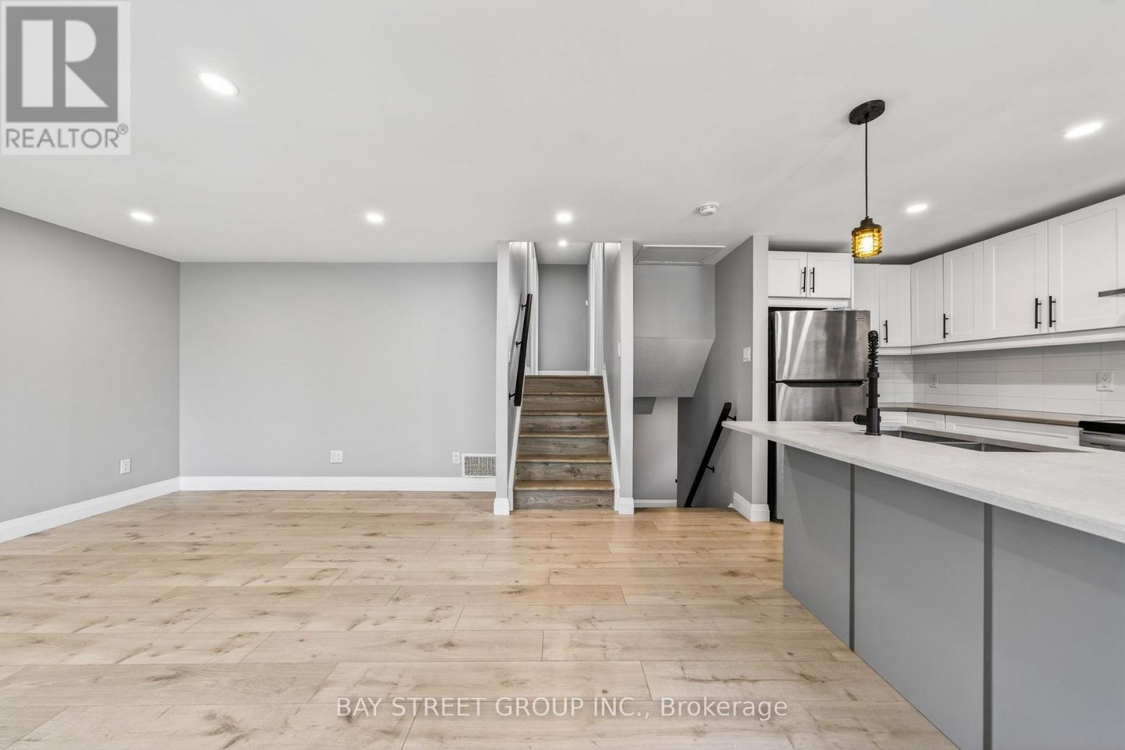 41 Helene Crescent, Waterloo, ON - Indoor Photo Showing Kitchen