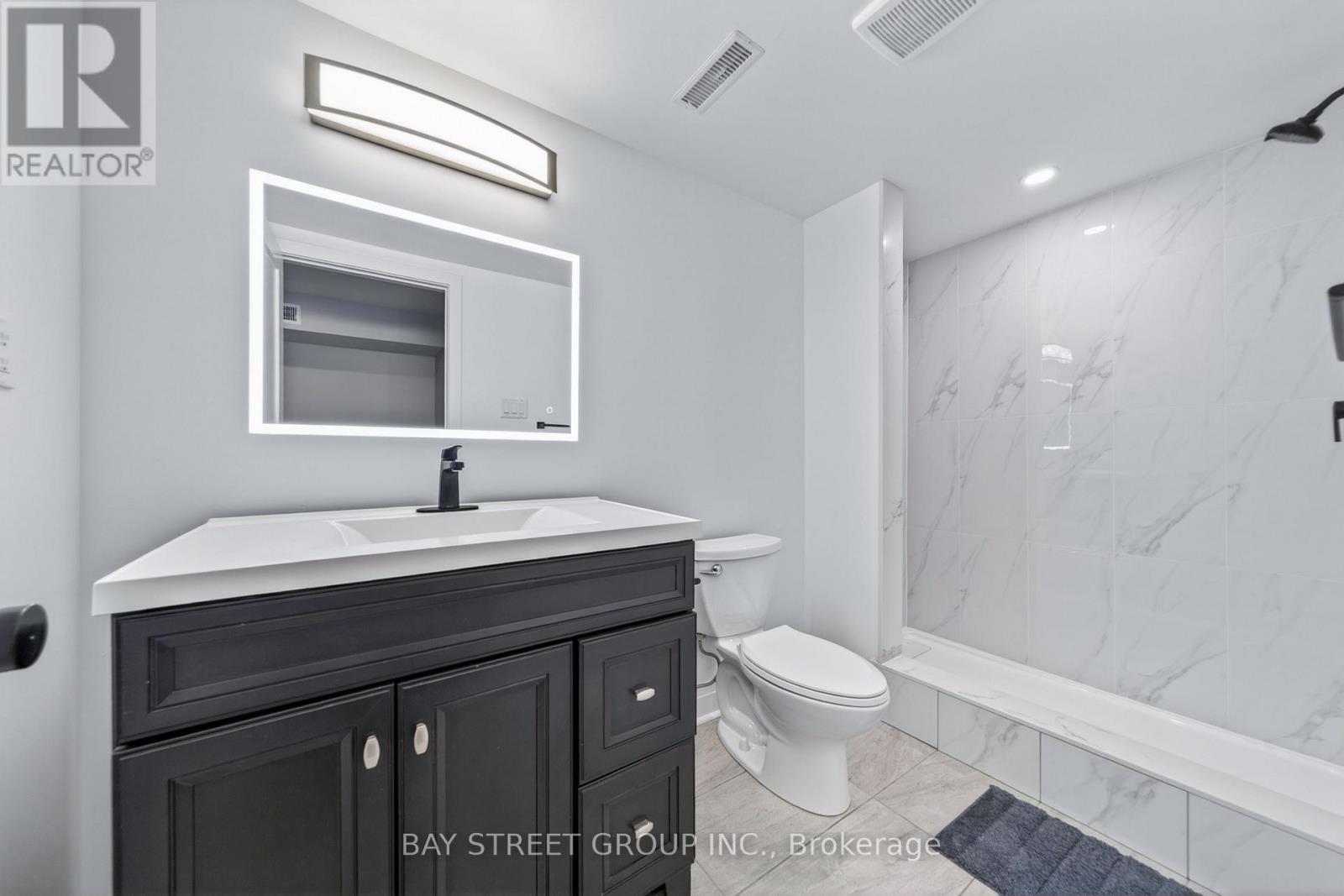 41 Helene Crescent, Waterloo, ON - Indoor Photo Showing Bathroom