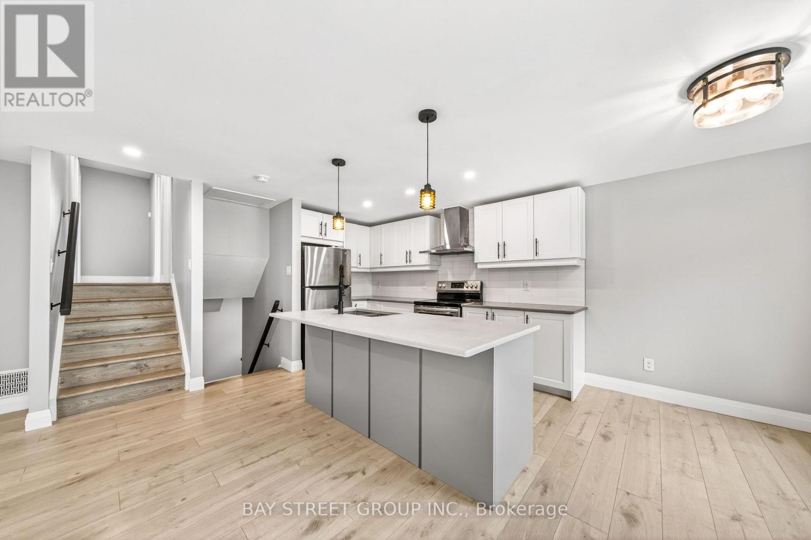 41 Helene Crescent, Waterloo, ON - Indoor Photo Showing Kitchen