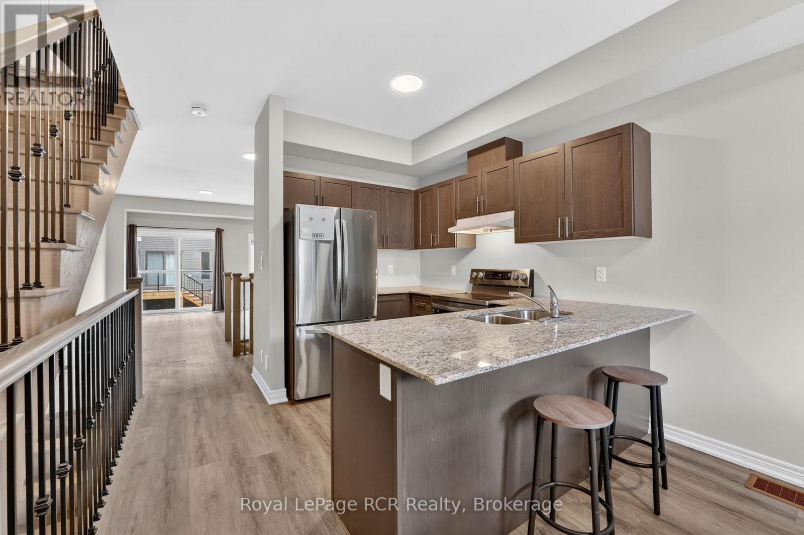 45 Winters Crescent, Collingwood, ON - Indoor Photo Showing Kitchen With Double Sink