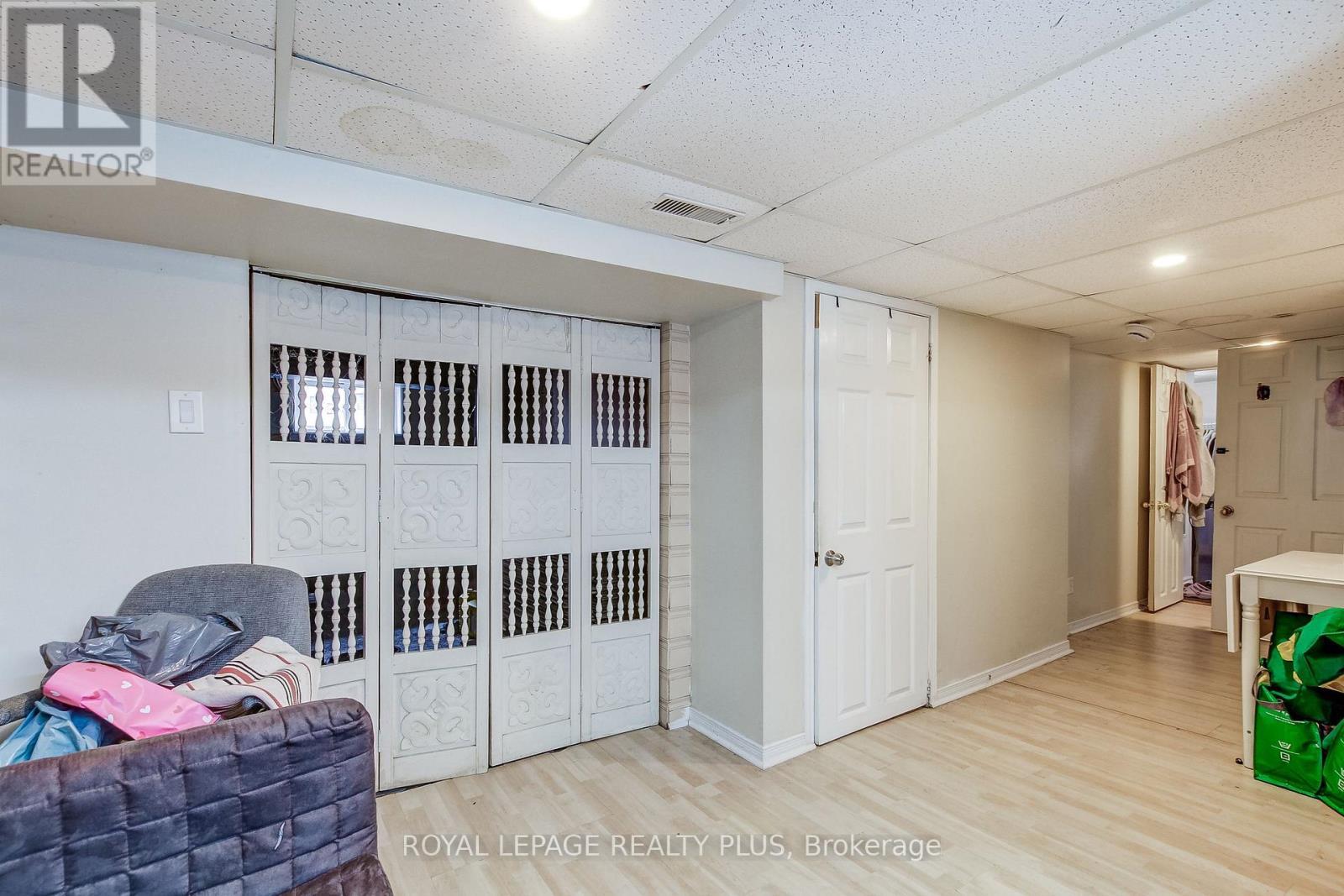 105 Hillview Street, Hamilton, ON - Indoor