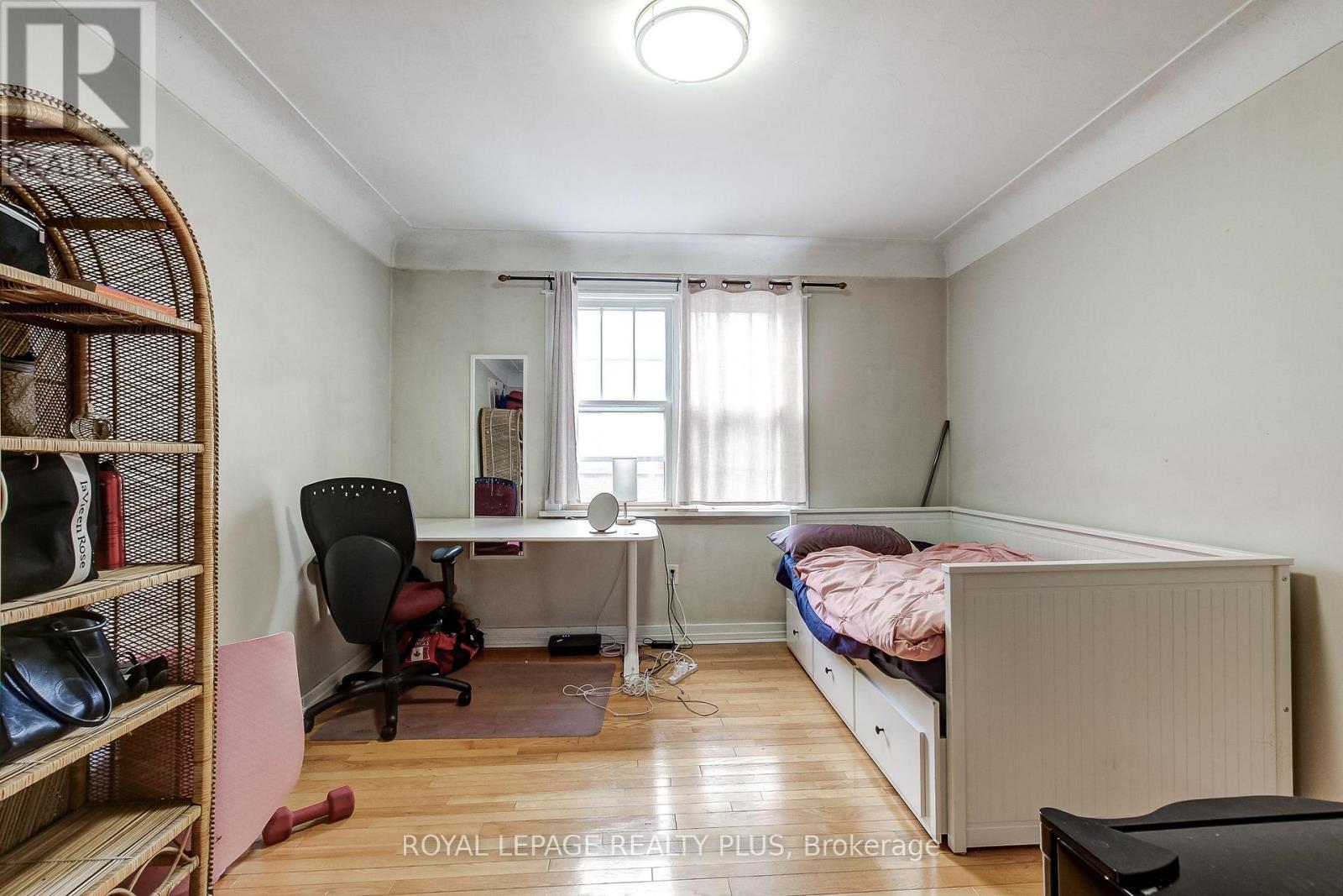 105 Hillview Street, Hamilton, ON - Indoor Photo Showing Other Room