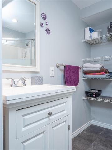 321 Mclean Ave, Selkirk, MB