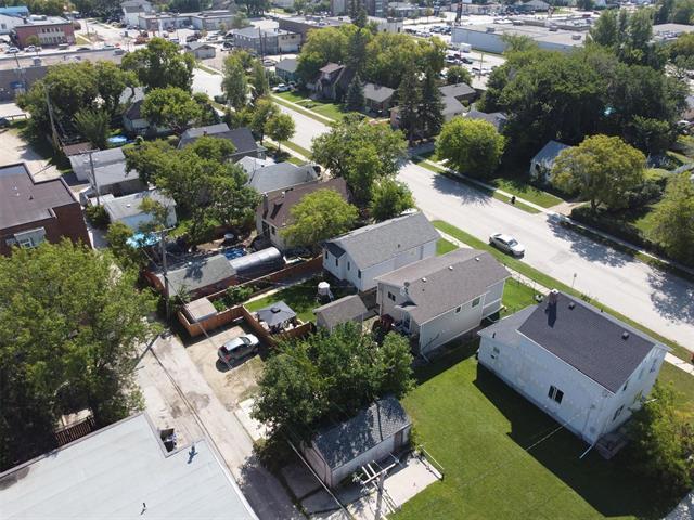 321 Mclean Ave, Selkirk, MB