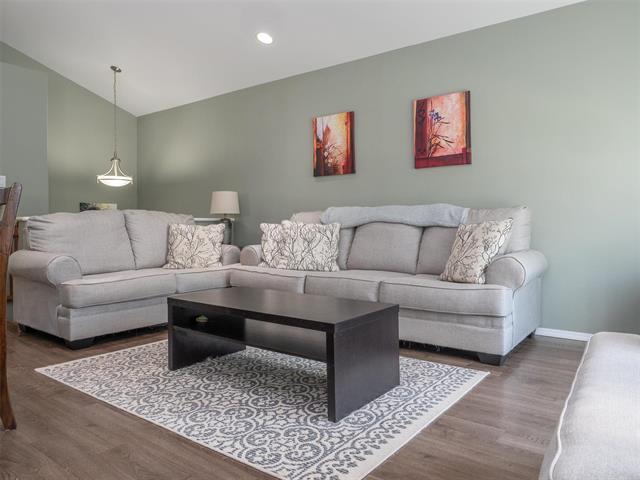 321 Mclean Ave, Selkirk, MB