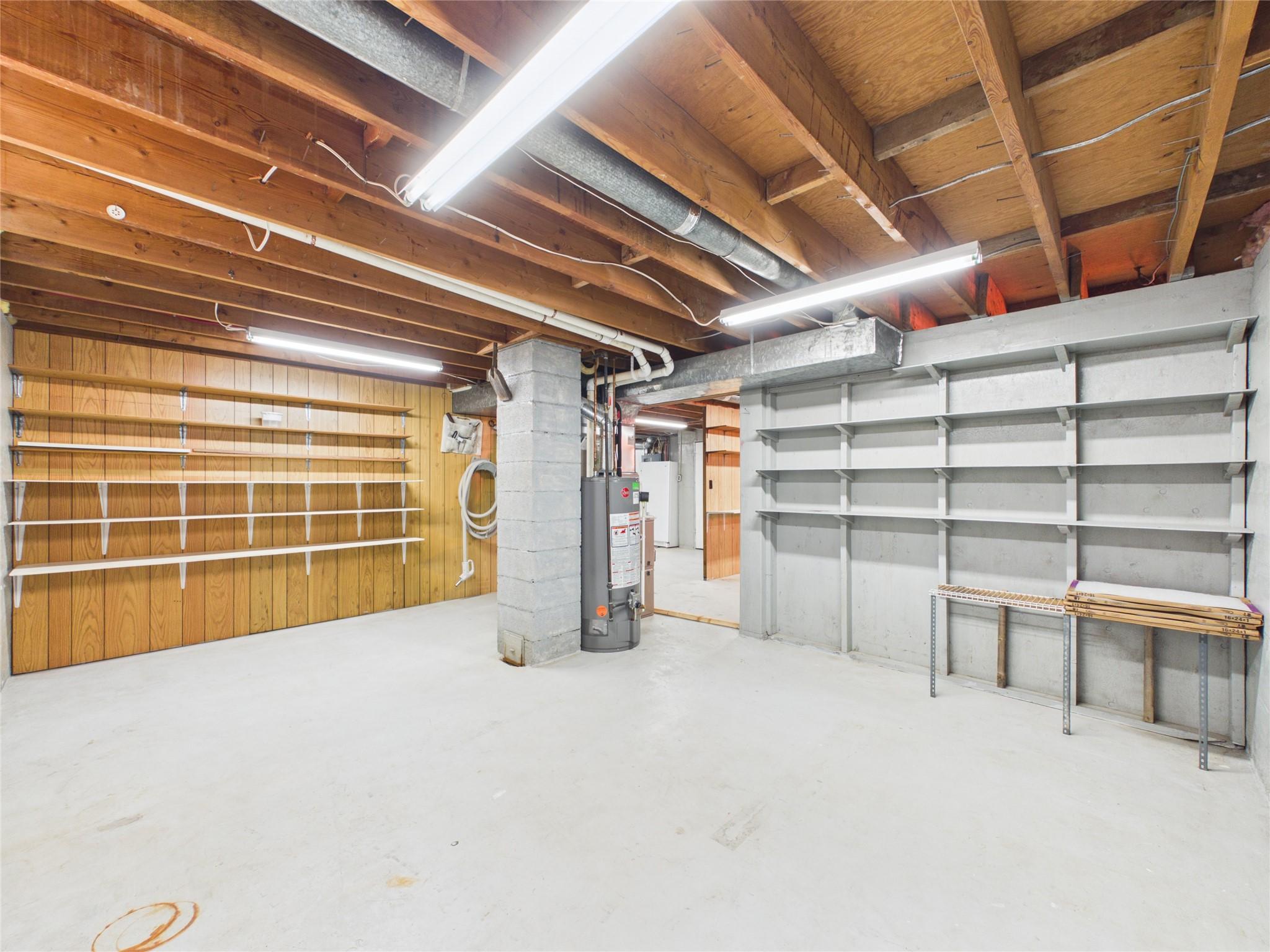623 Devon Street, Creston, BC - Indoor Photo Showing Basement