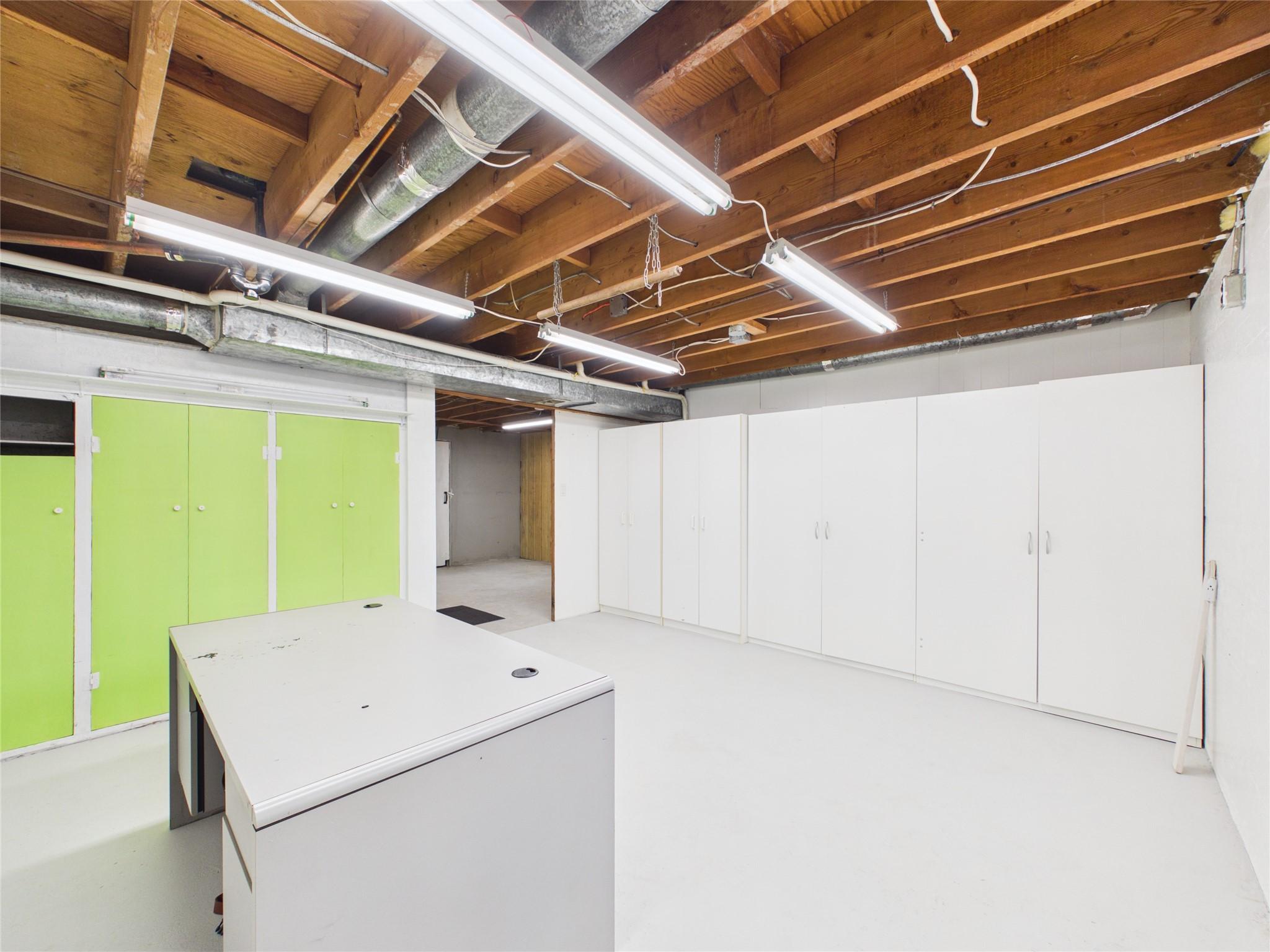 623 Devon Street, Creston, BC - Indoor Photo Showing Basement