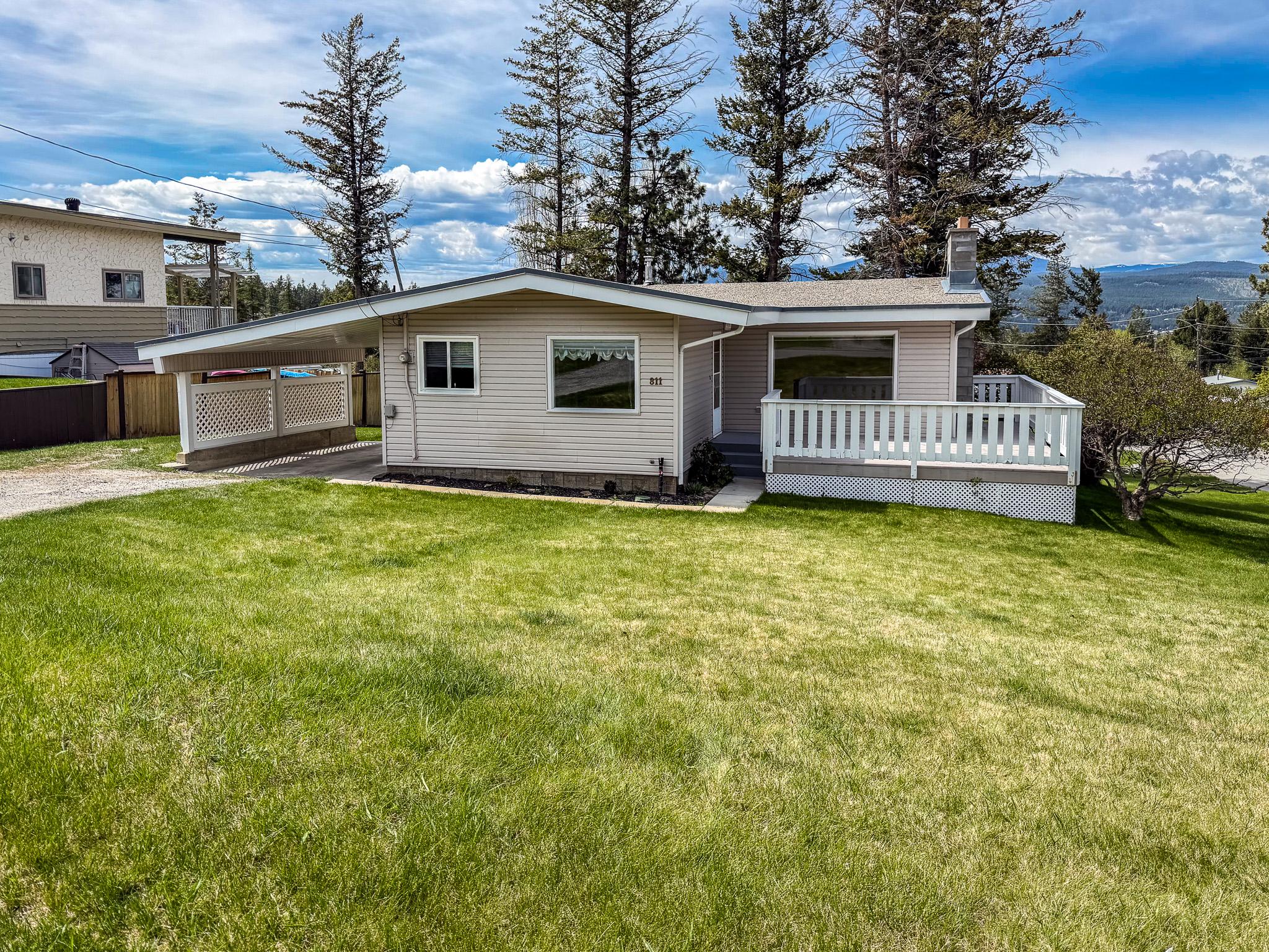 811 28Th Avenue, Cranbrook, BC - Outdoor