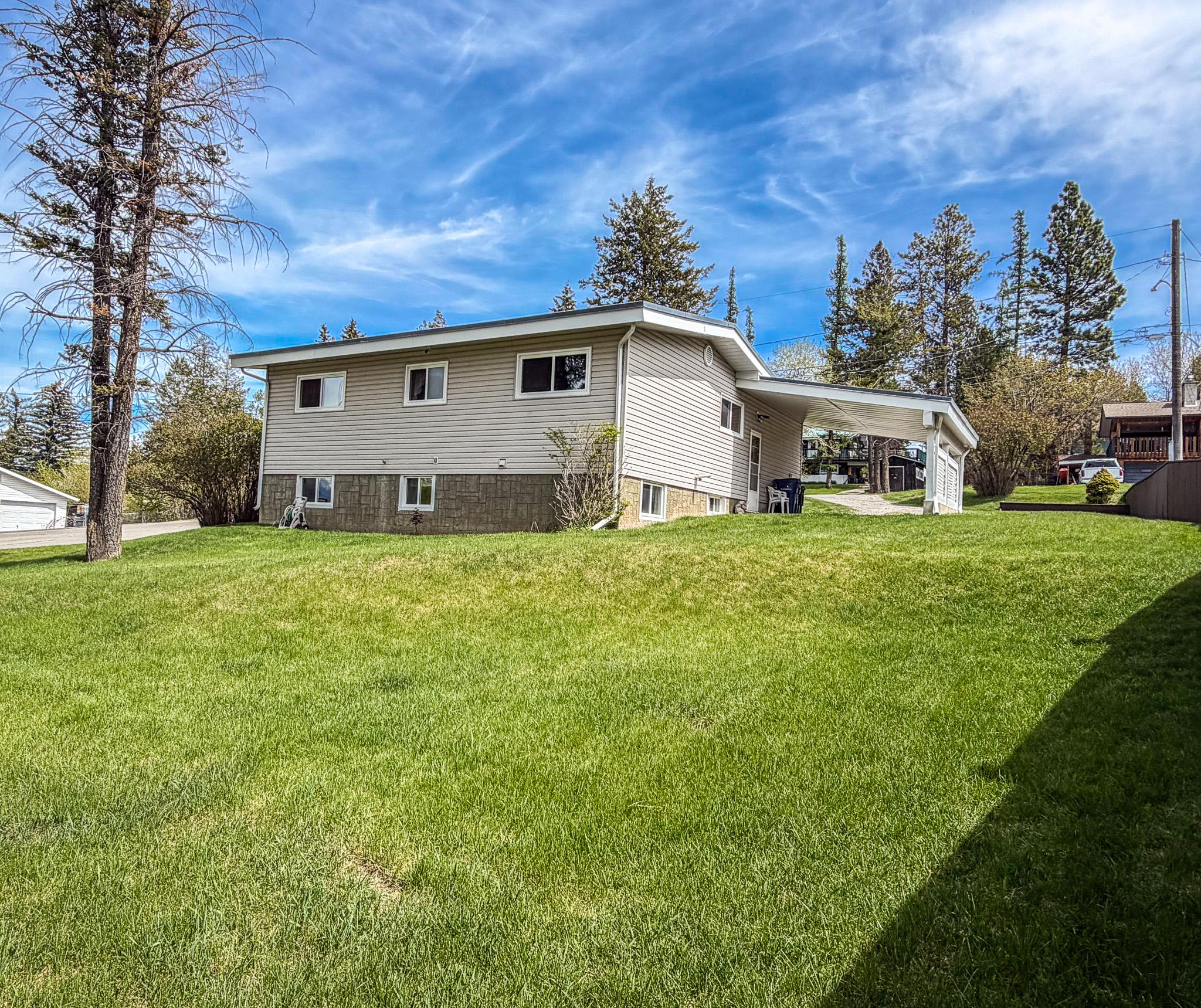 811 28Th Avenue, Cranbrook, BC - Outdoor