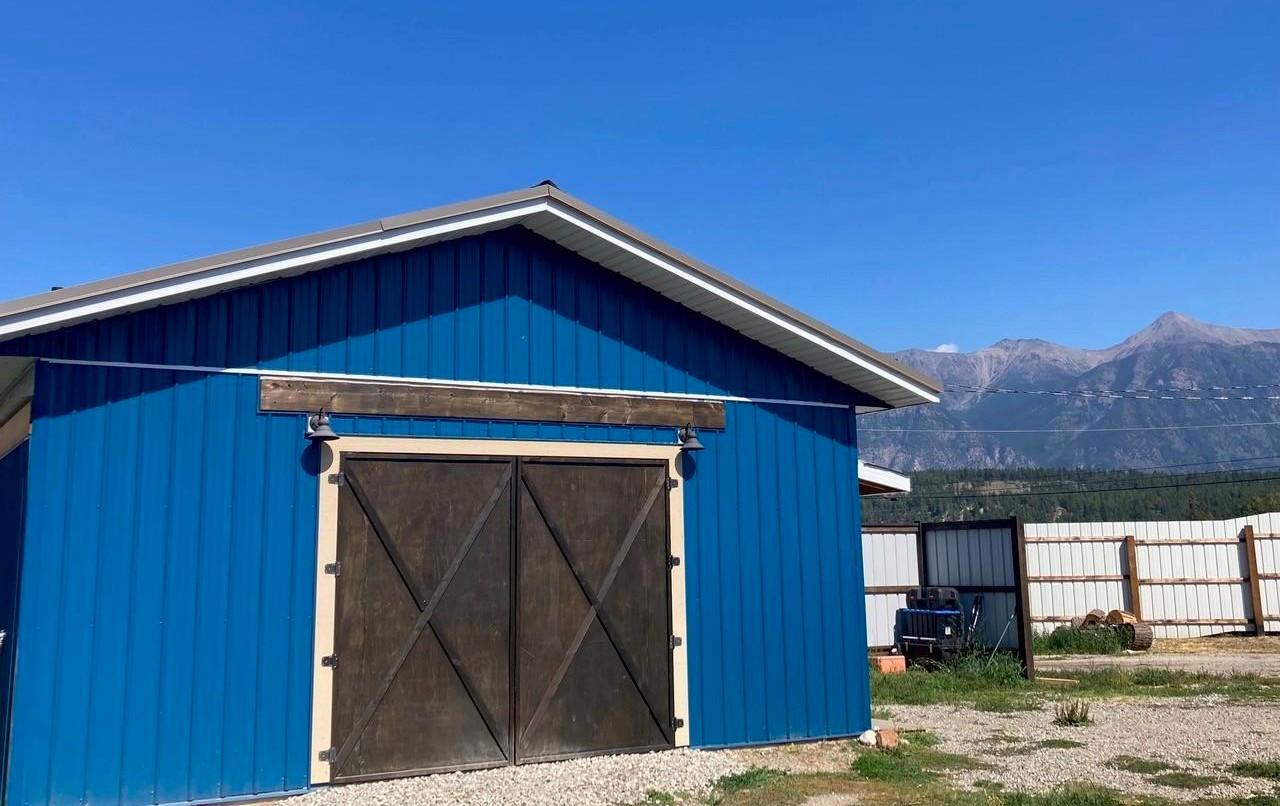 5469 Riverview Frontage Road, Ta Ta Creek, BC - Outdoor