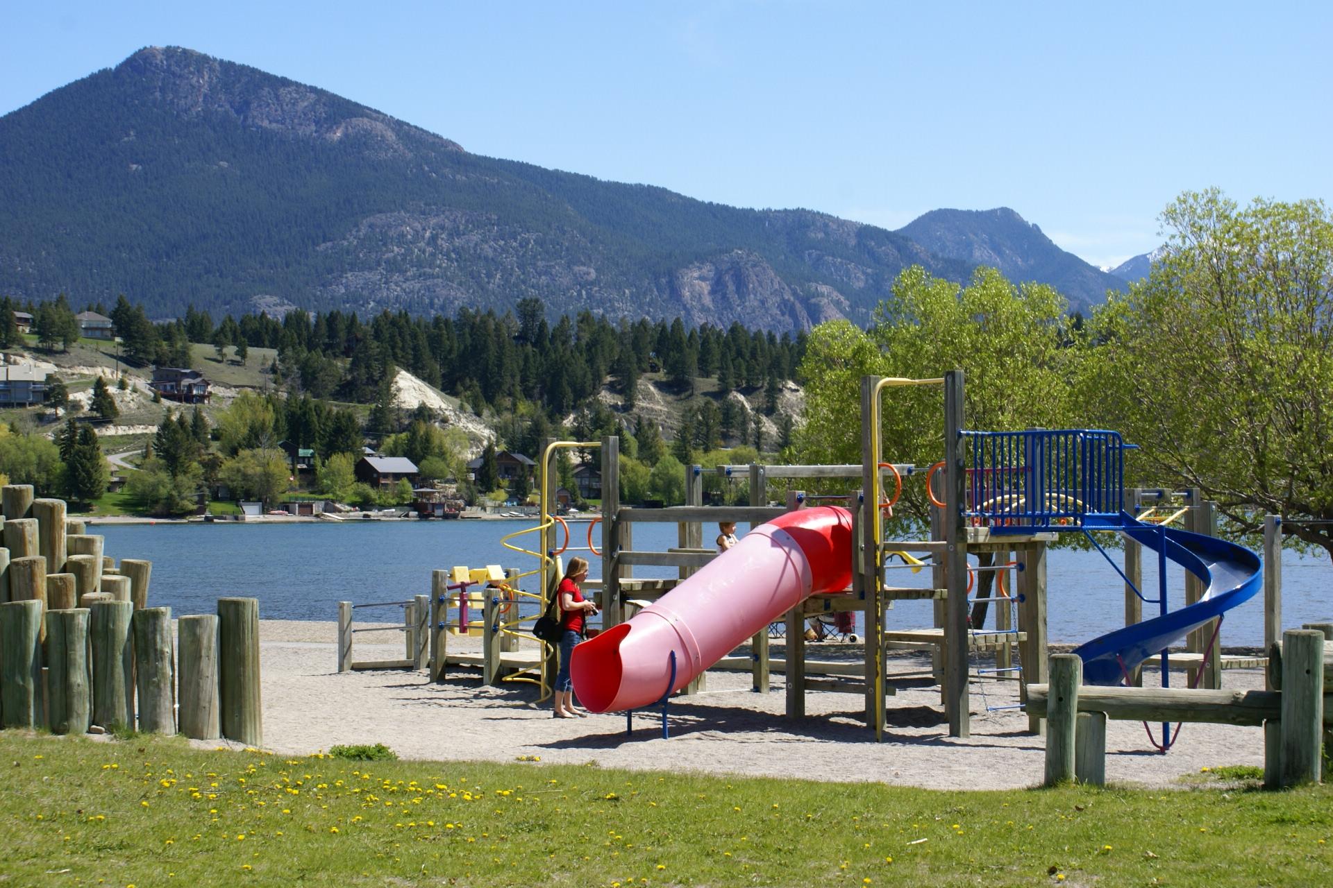 3302-205 Third Avenue, Invermere, BC - Outdoor With Body Of Water With View