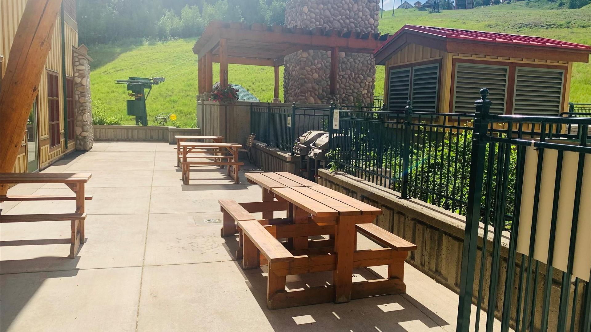 403-500 Stemwinder Drive, Kimberley, BC - Outdoor With Exterior