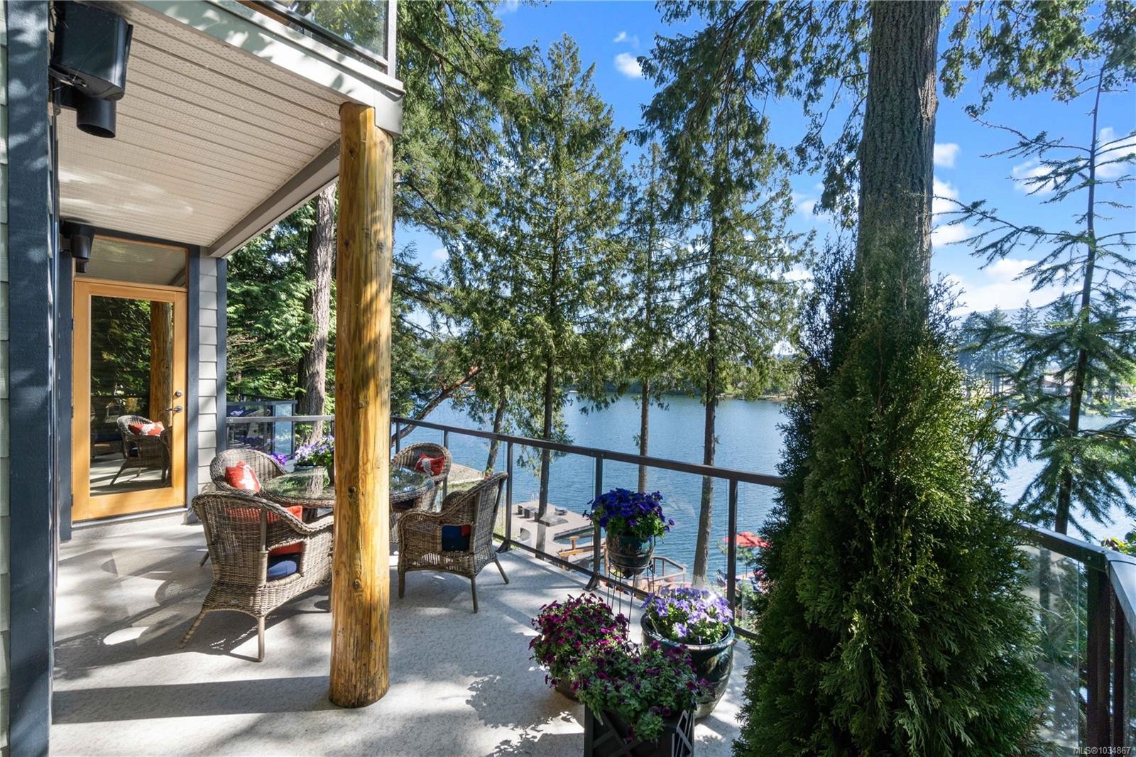 211 Ferntree Pl, Nanaimo, BC
