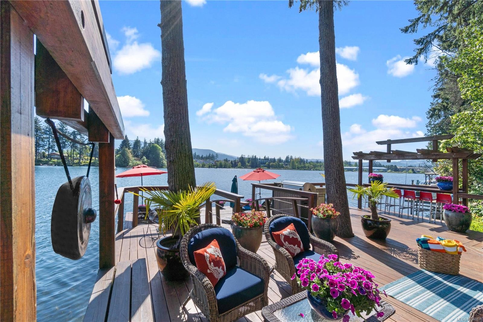 211 Ferntree Pl, Nanaimo, BC