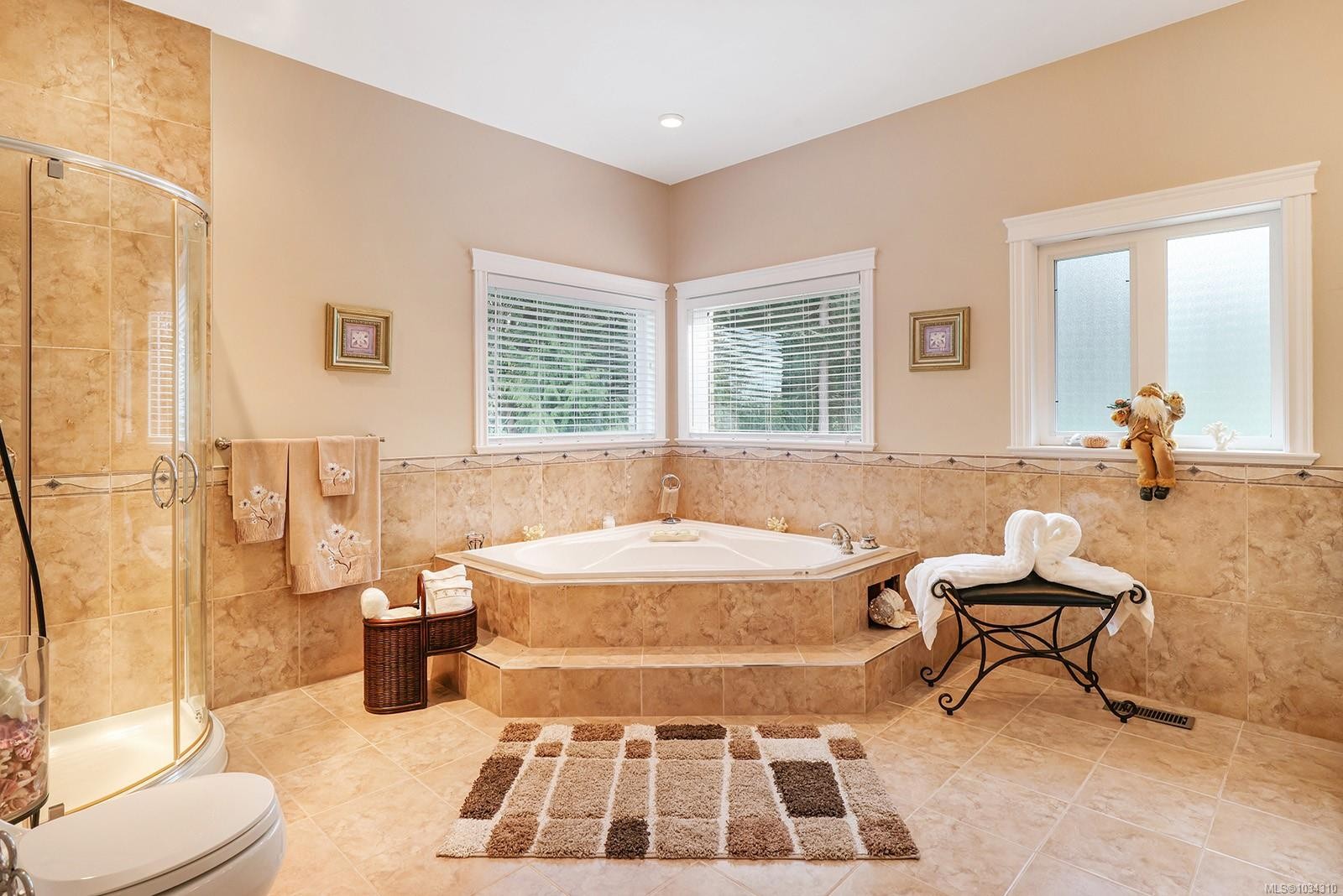 1781 Thurber Rd, Comox, BC