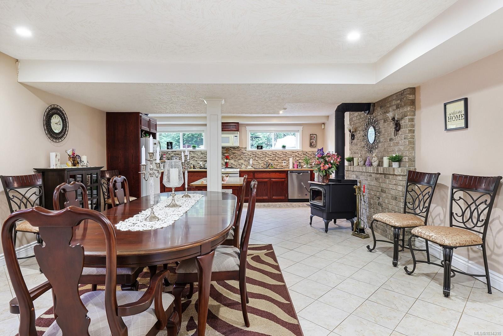 1781 Thurber Rd, Comox, BC