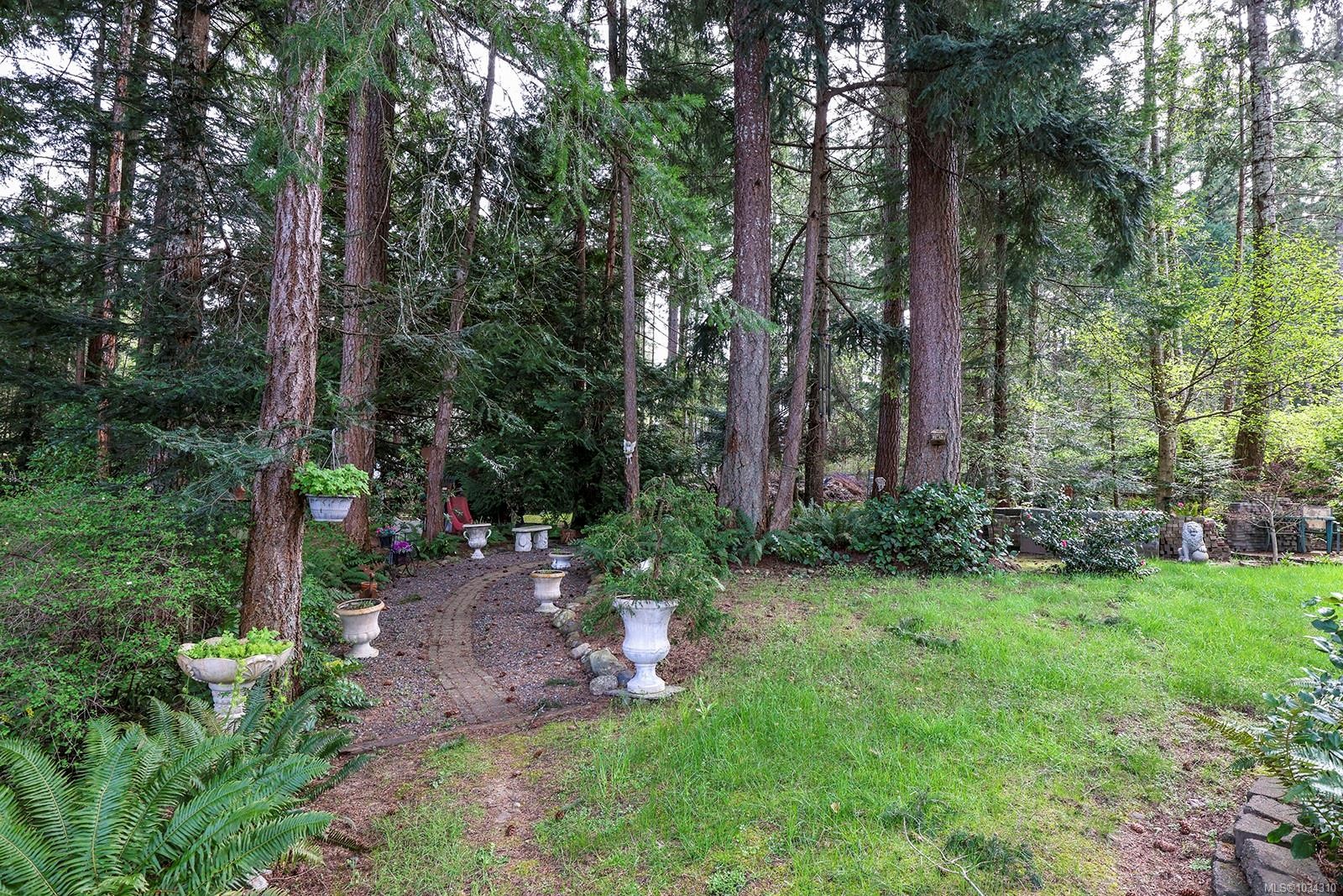 1781 Thurber Rd, Comox, BC
