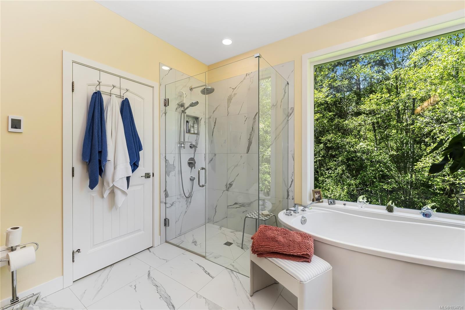 7586 Somenos Rd, Duncan, BC