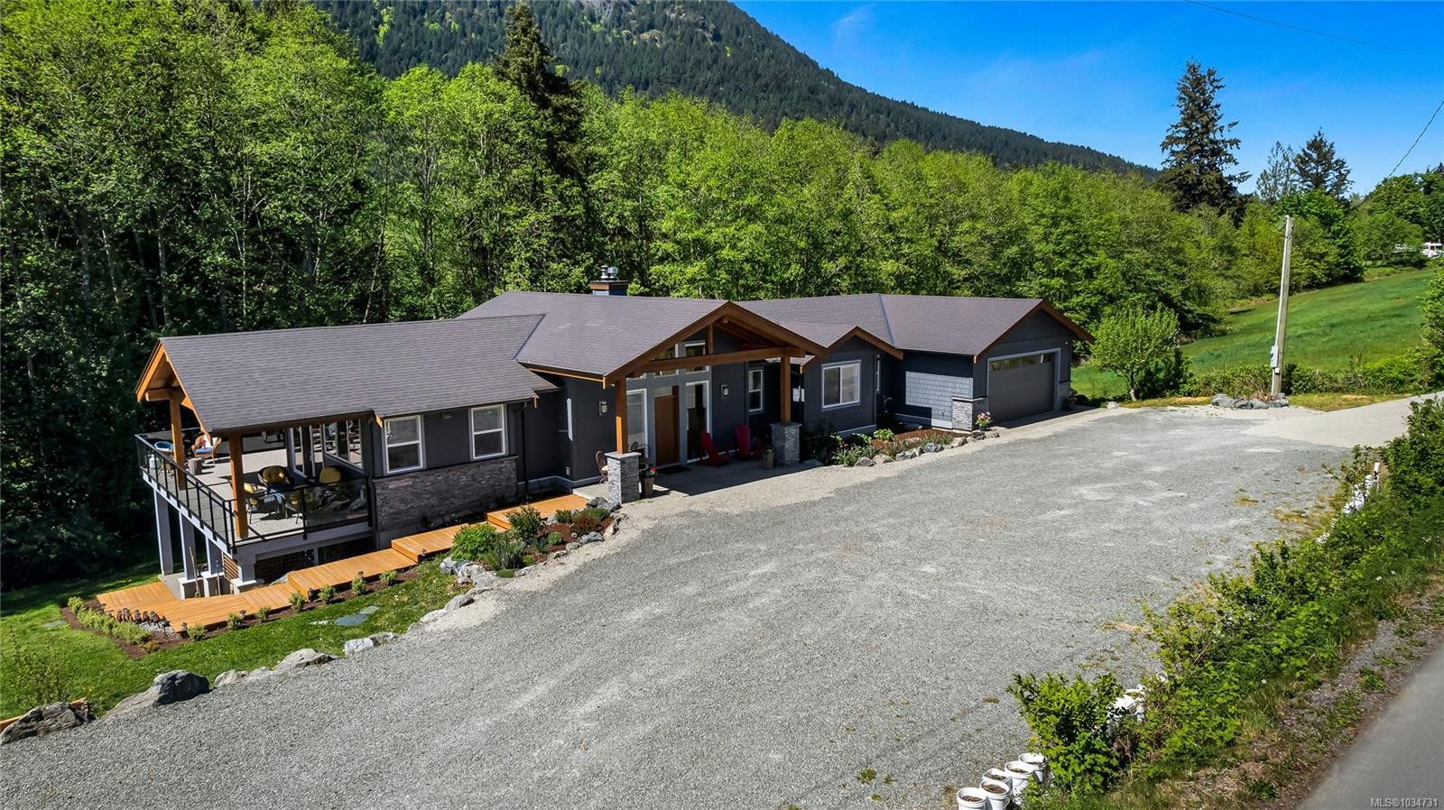7586 Somenos Rd, Duncan, BC