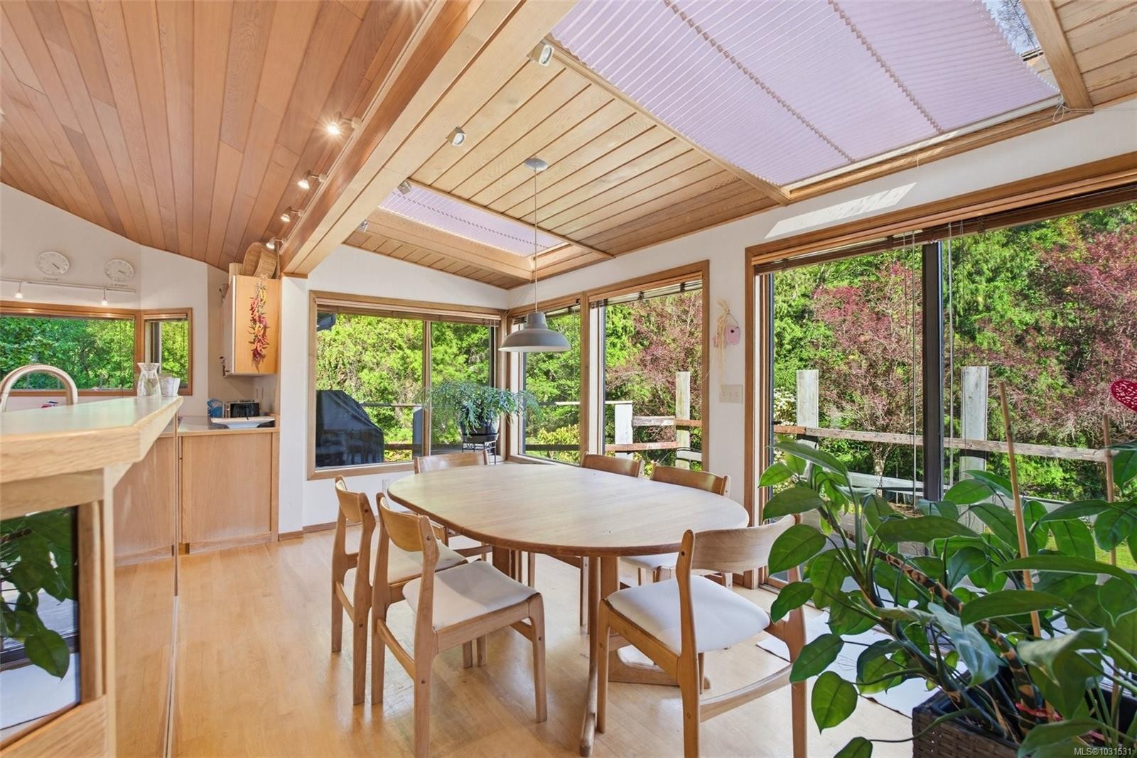 5630 Batu Rd, Saanich, BC