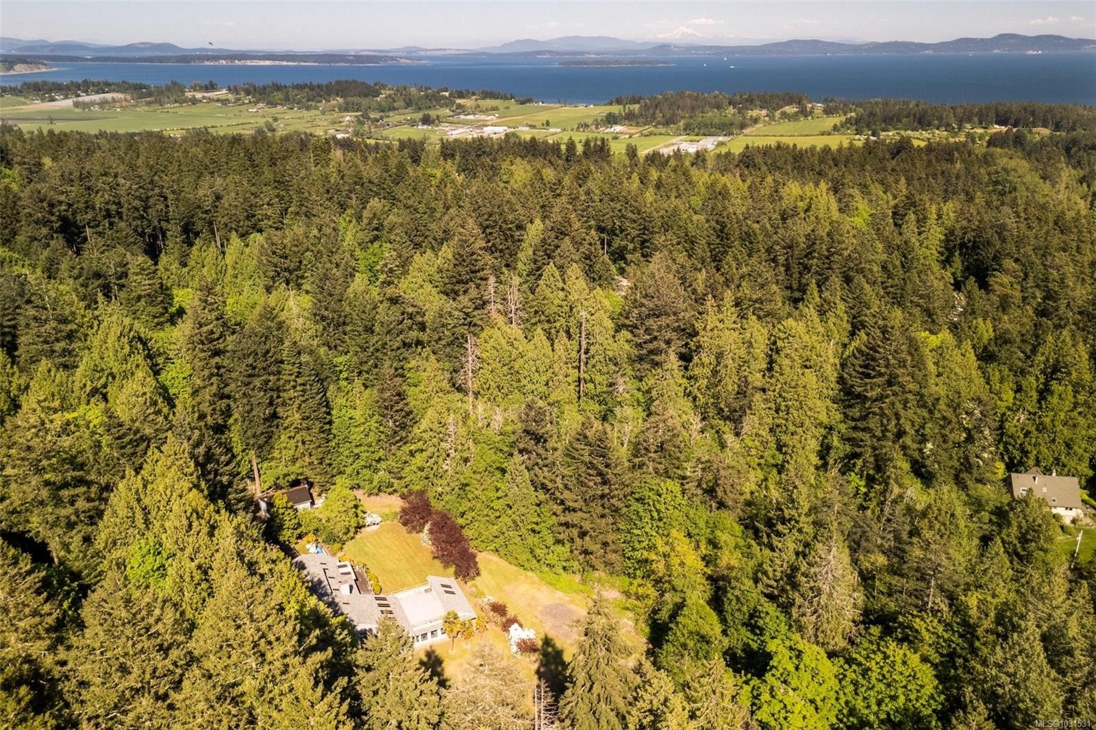5630 Batu Rd, Saanich, BC