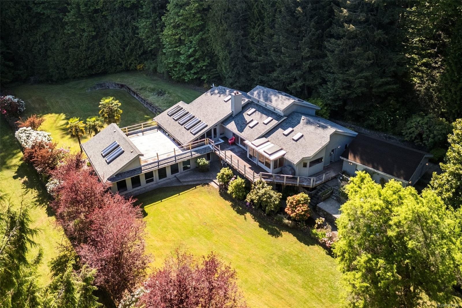 5630 Batu Rd, Saanich, BC