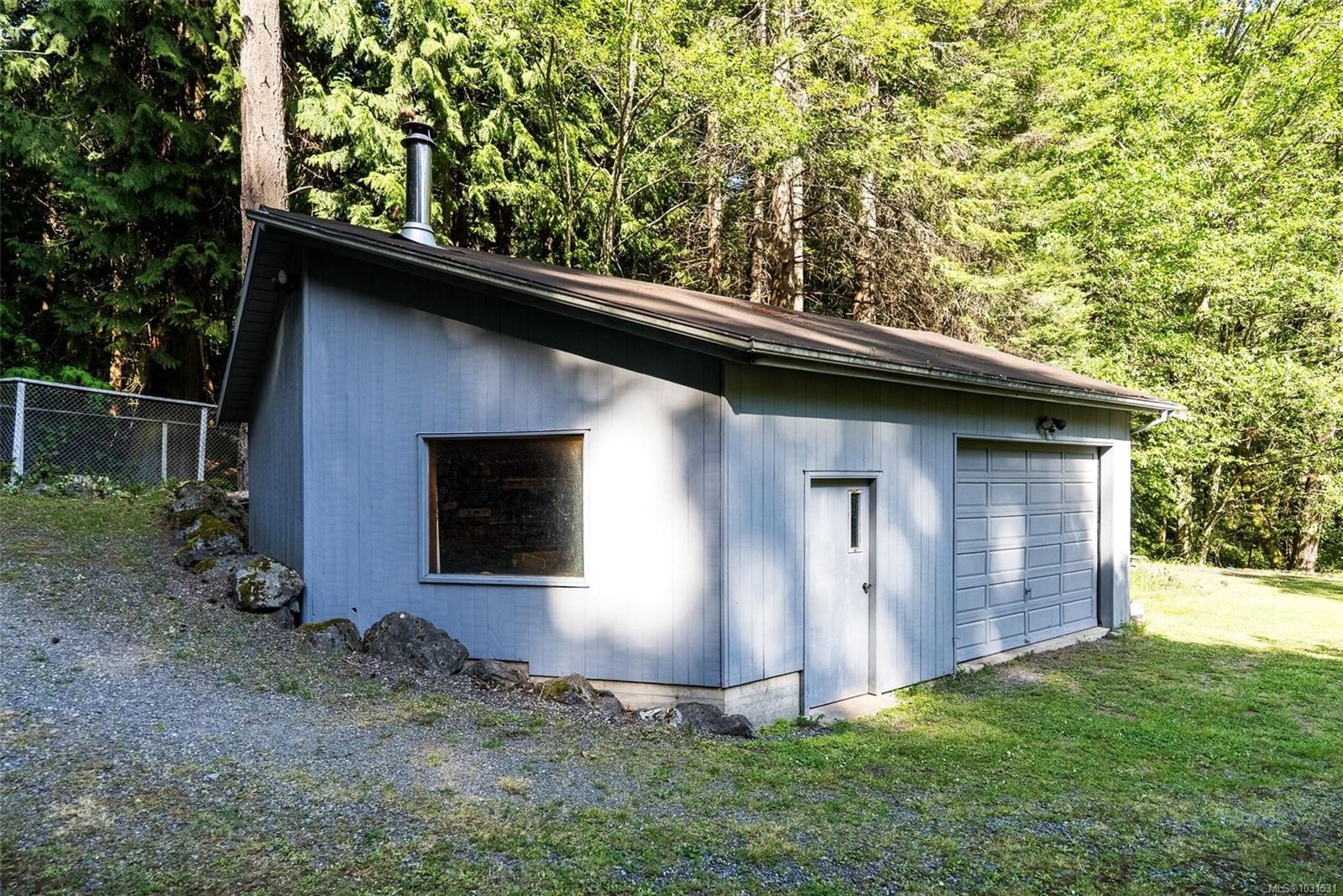 5630 Batu Rd, Saanich, BC
