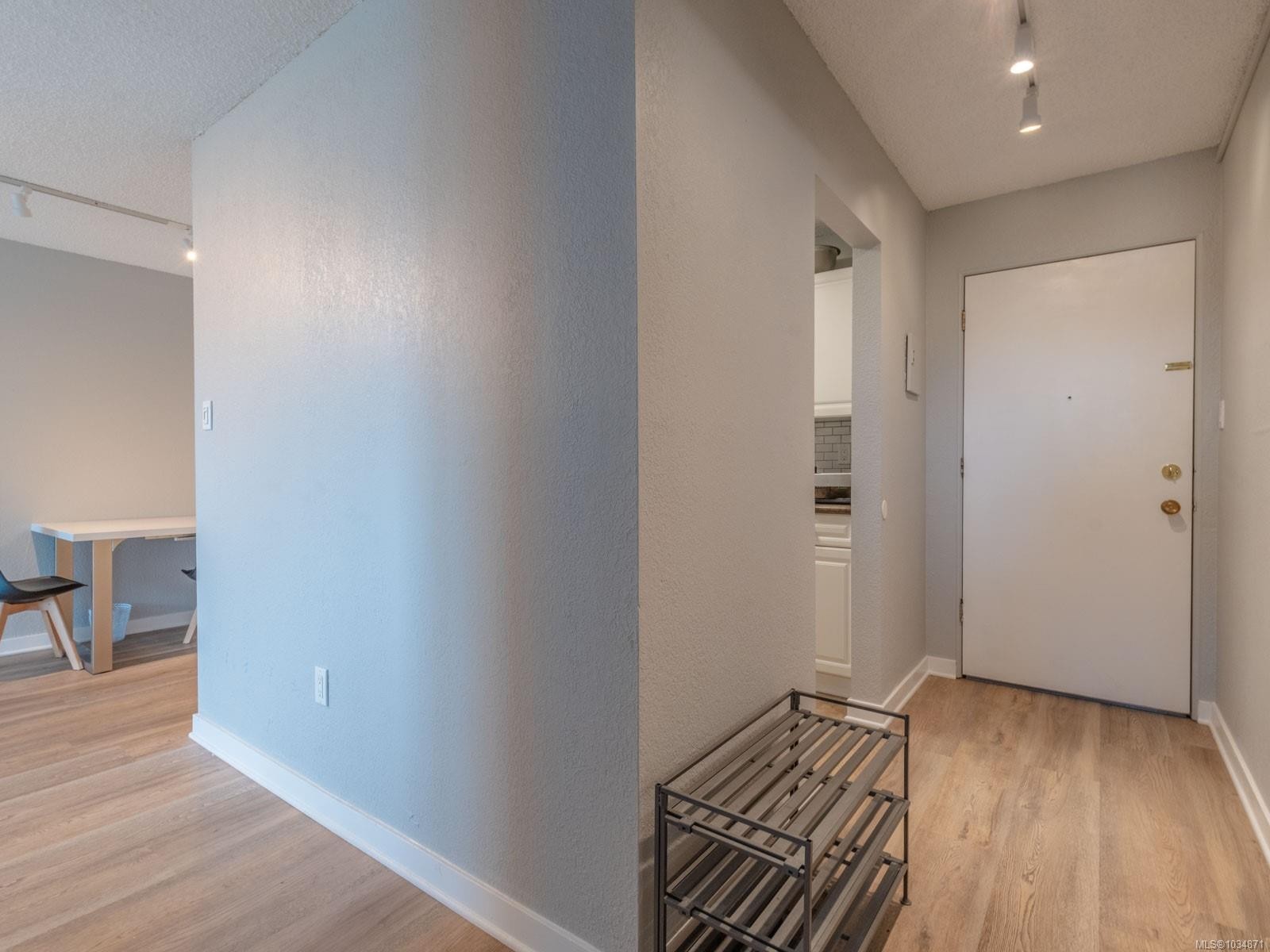 303-218 Bayview Ave, Ladysmith, BC - Indoor Photo Showing Other Room