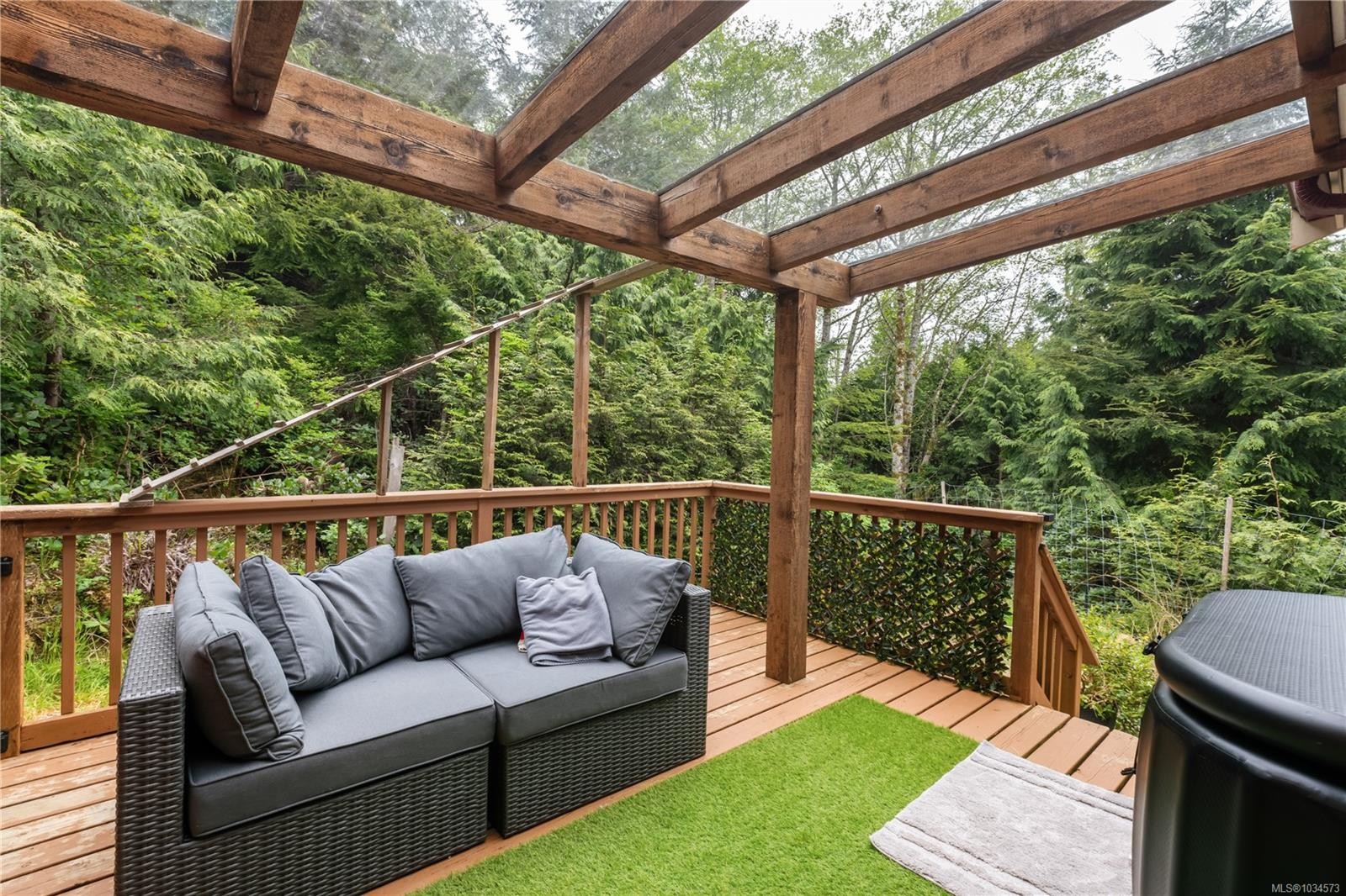 1302 Victoria Rd, Ucluelet, BC
