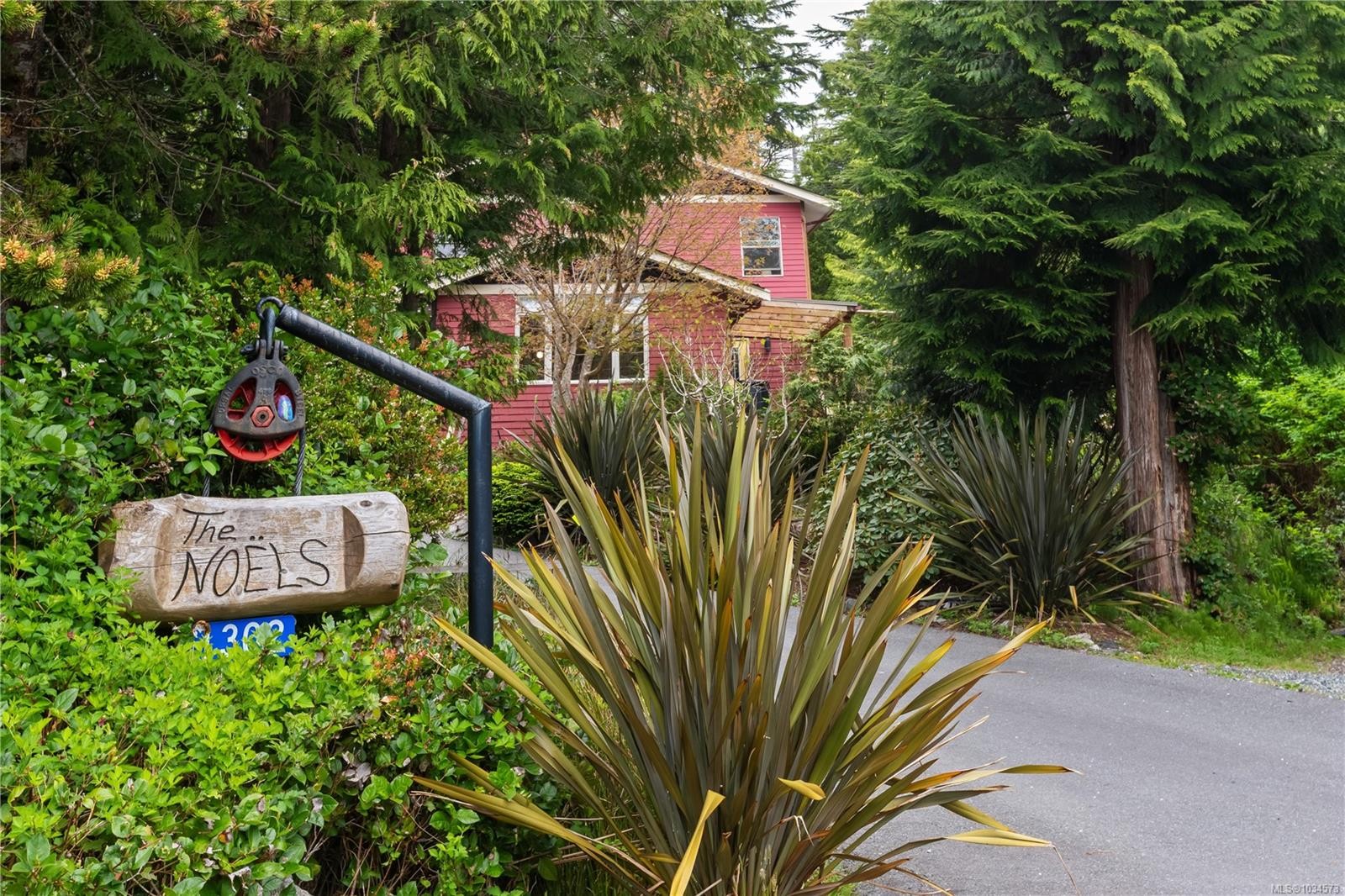 1302 Victoria Rd, Ucluelet, BC