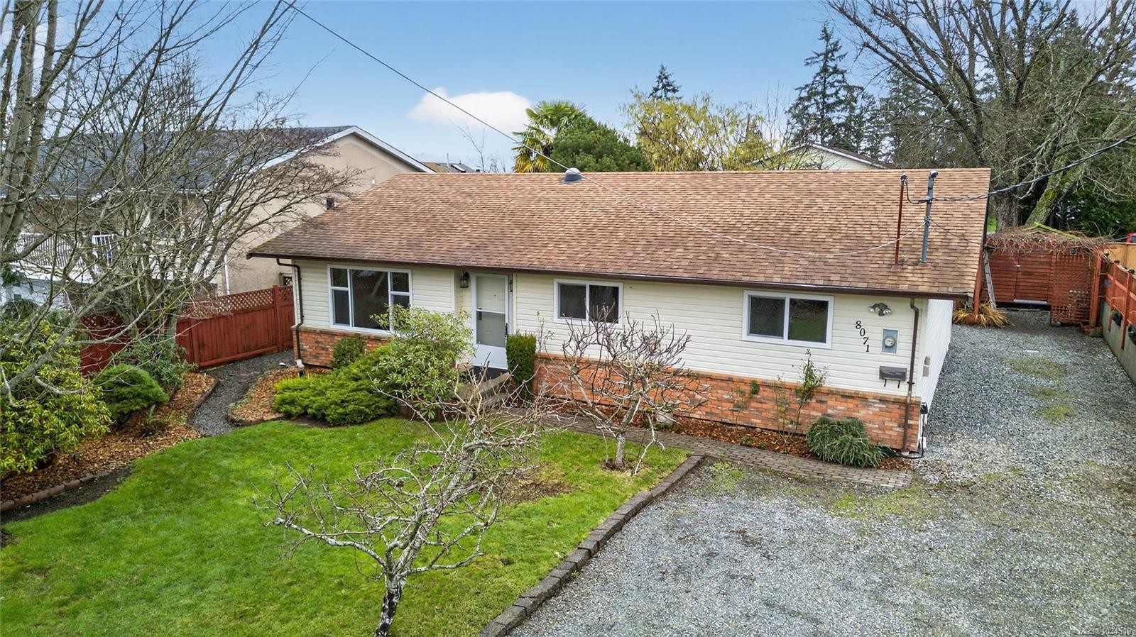 8071 Queen St, Crofton, BC