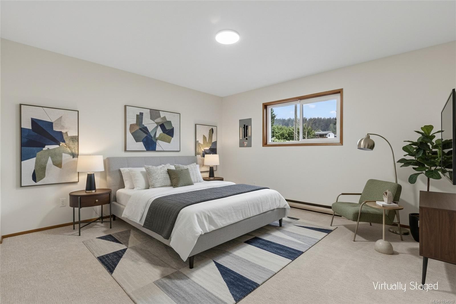 8071 Queen St, Crofton, BC