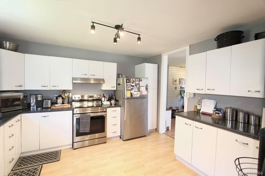 2130 Teal Blvd, Masset, BC