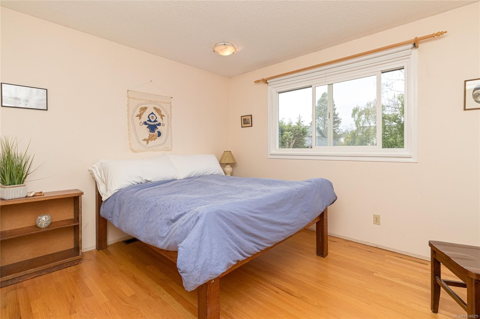 10046 Judson Pl, Sidney, BC