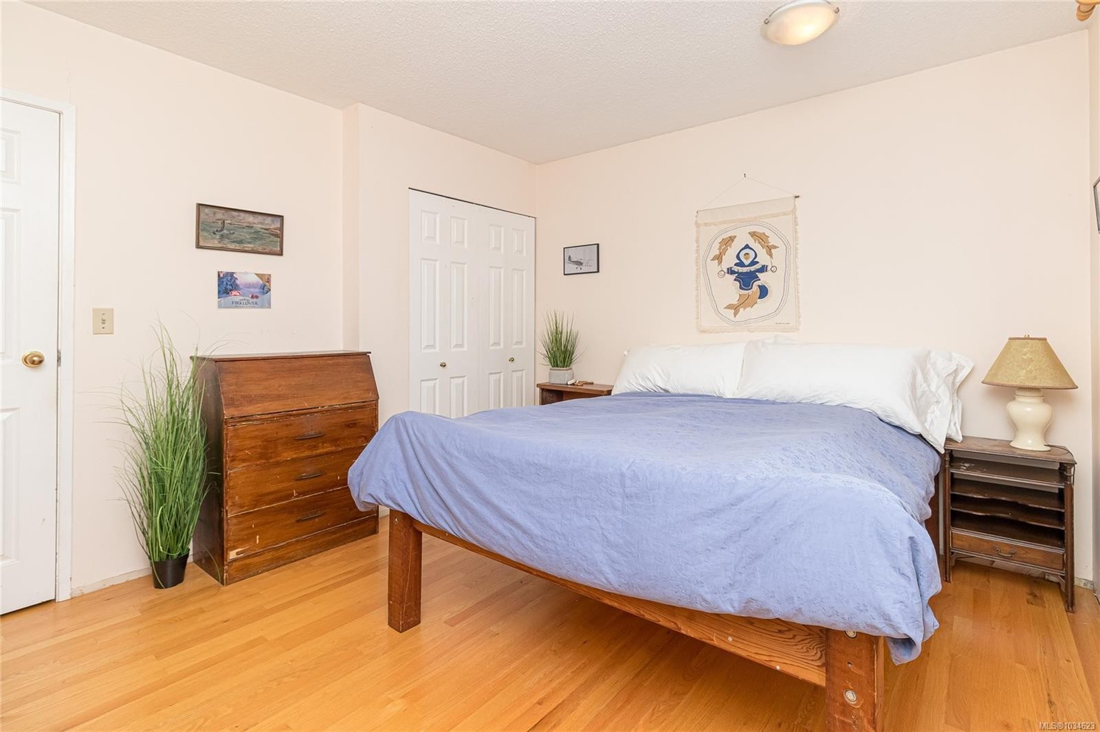 10046 Judson Pl, Sidney, BC