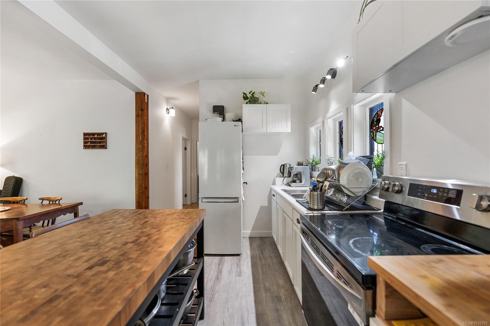 490 Rainbow Rd, Salt Spring, BC