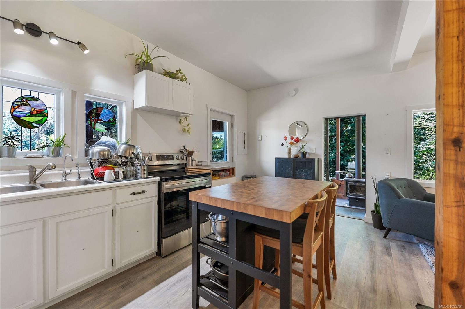 490 Rainbow Rd, Salt Spring, BC