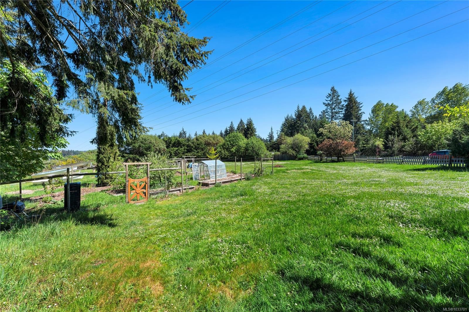 490 Rainbow Rd, Salt Spring, BC