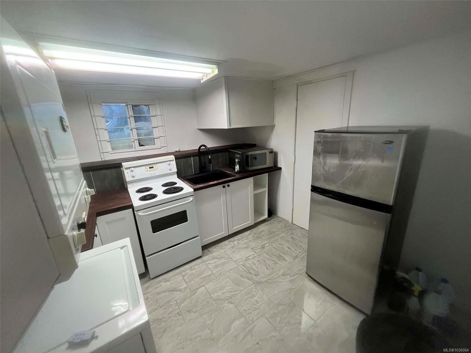541 Alpha St, Victoria, BC