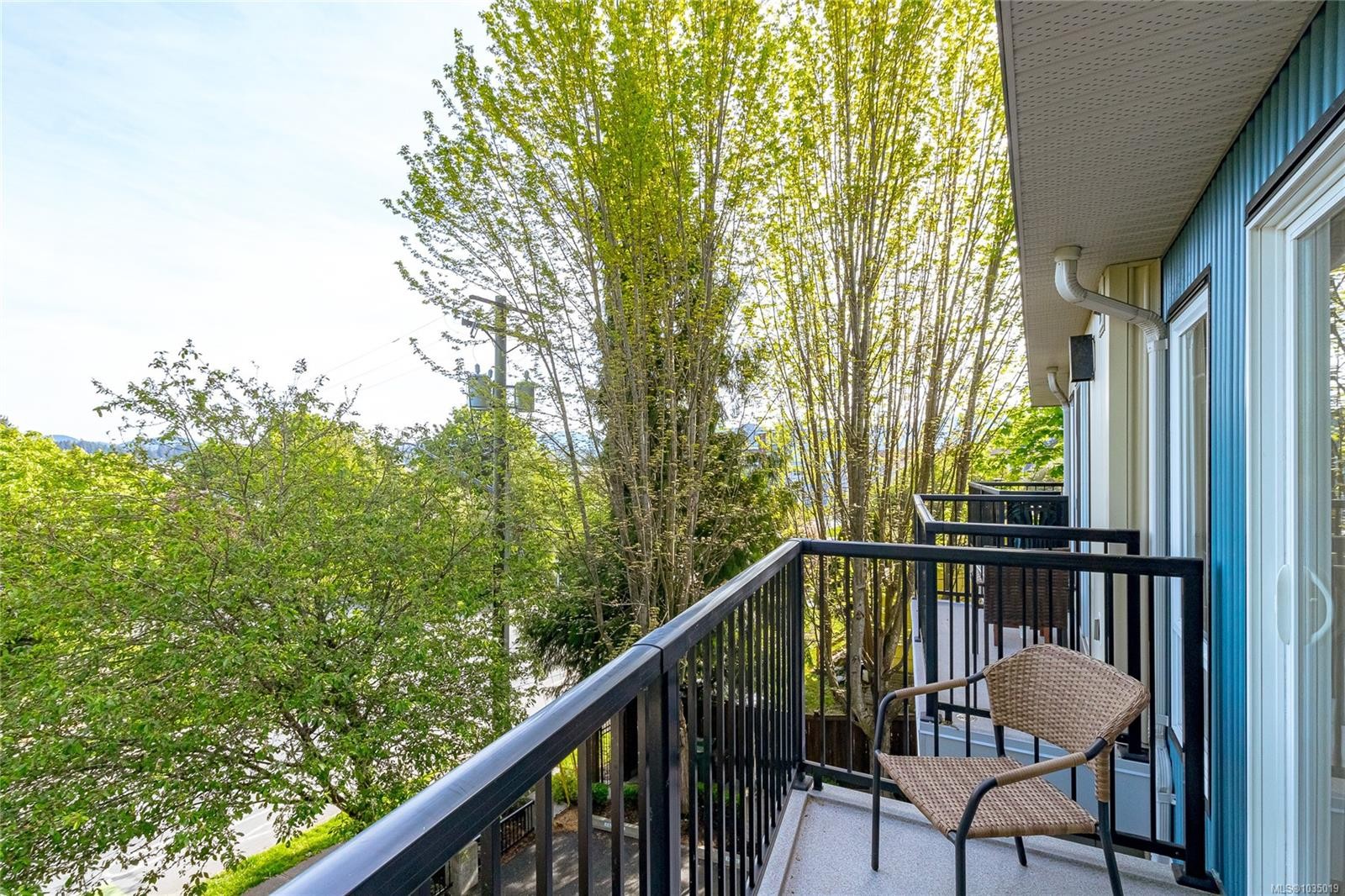 202-116 Queens Rd, Duncan, BC