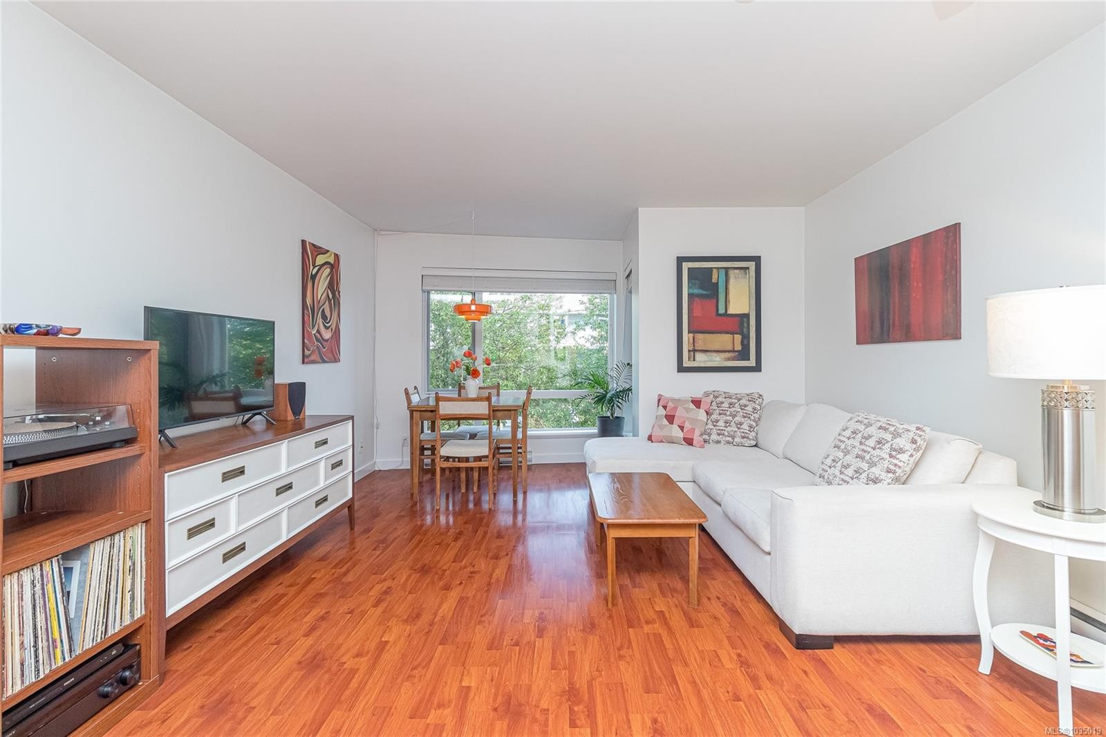 202-116 Queens Rd, Duncan, BC