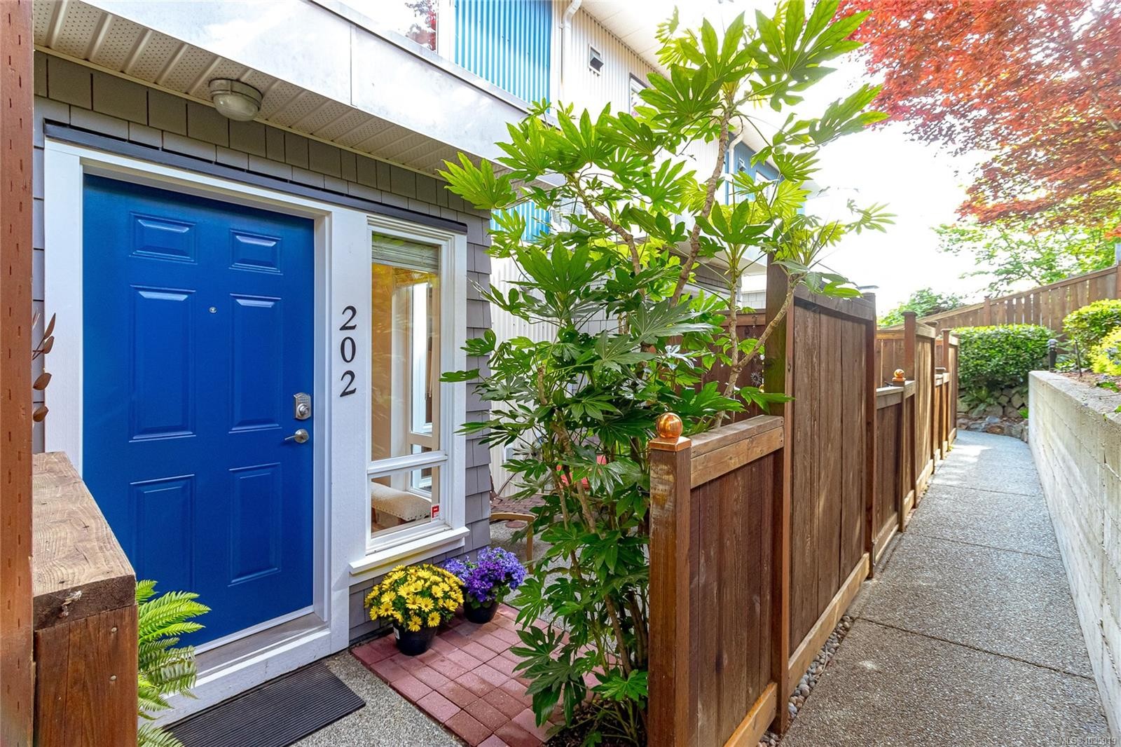 202-116 Queens Rd, Duncan, BC