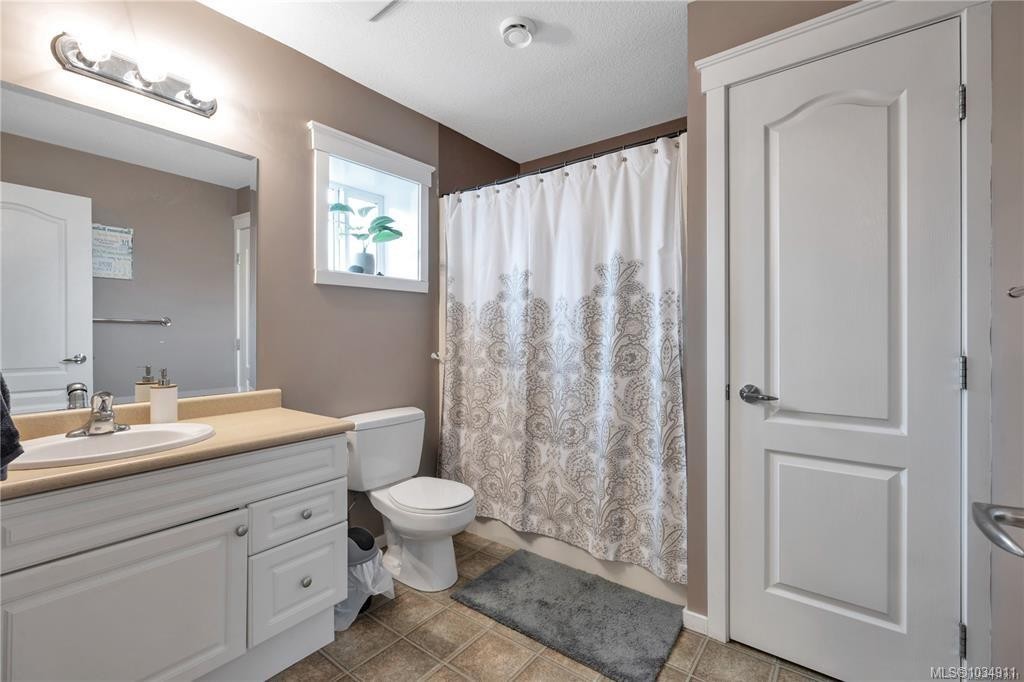 6342 Herons Pl, Duncan, BC