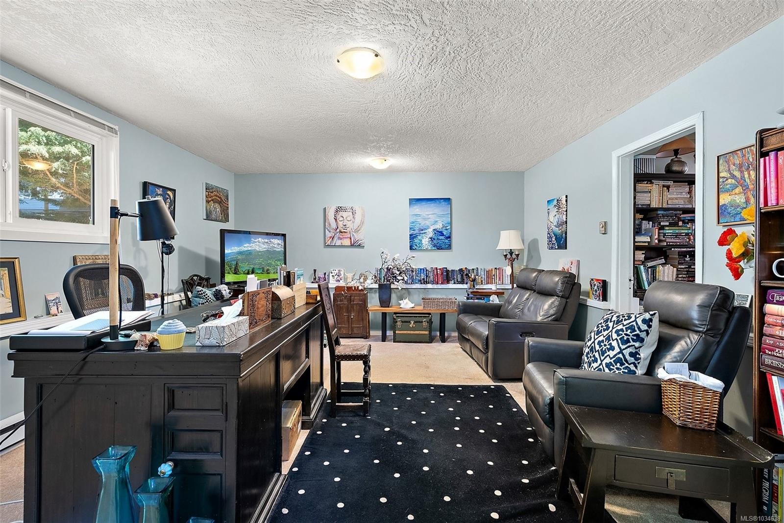 10292 Godfrey Pl, Sidney, BC