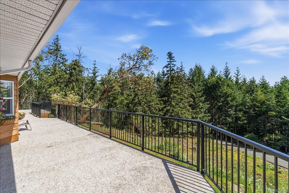 2004 Rena Rd, Nanoose Bay, BC