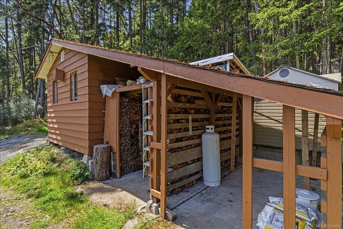 2004 Rena Rd, Nanoose Bay, BC