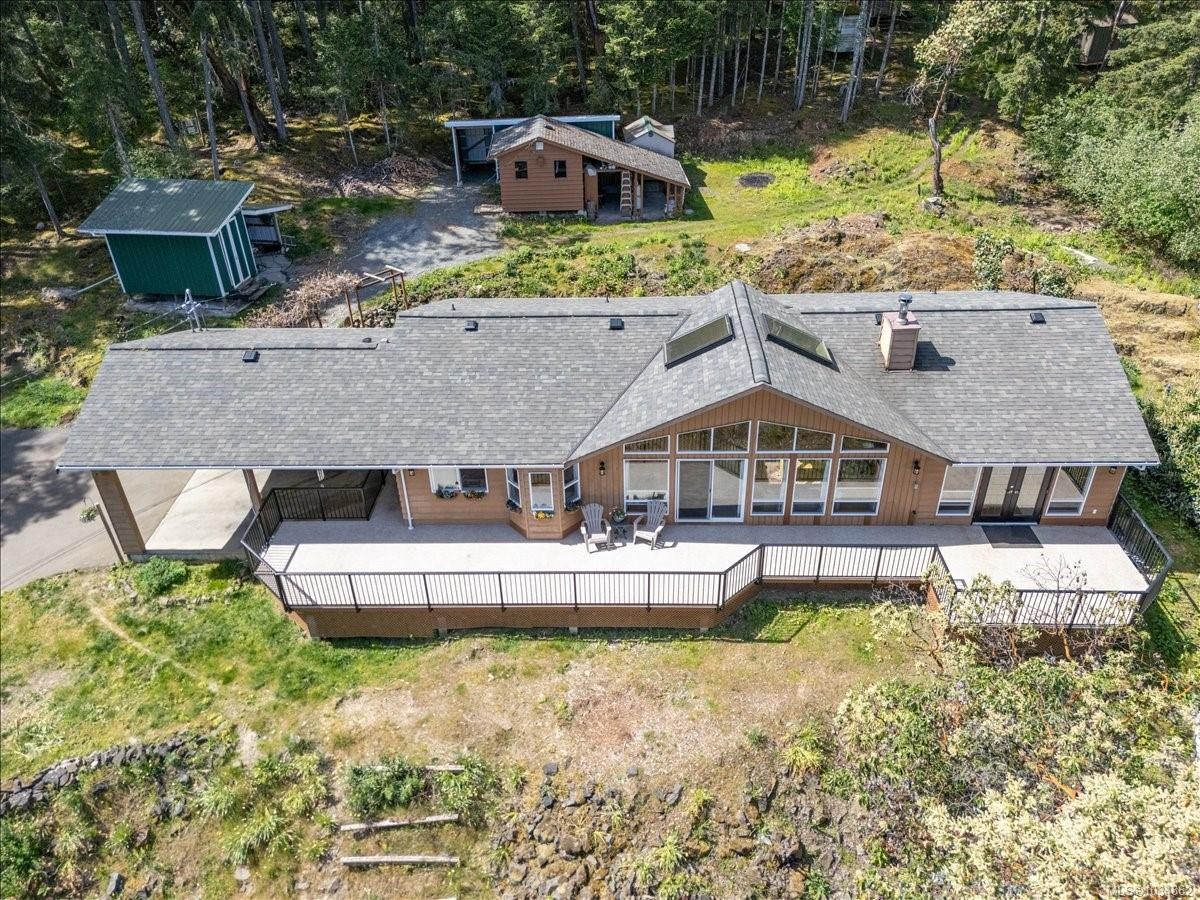 2004 Rena Rd, Nanoose Bay, BC