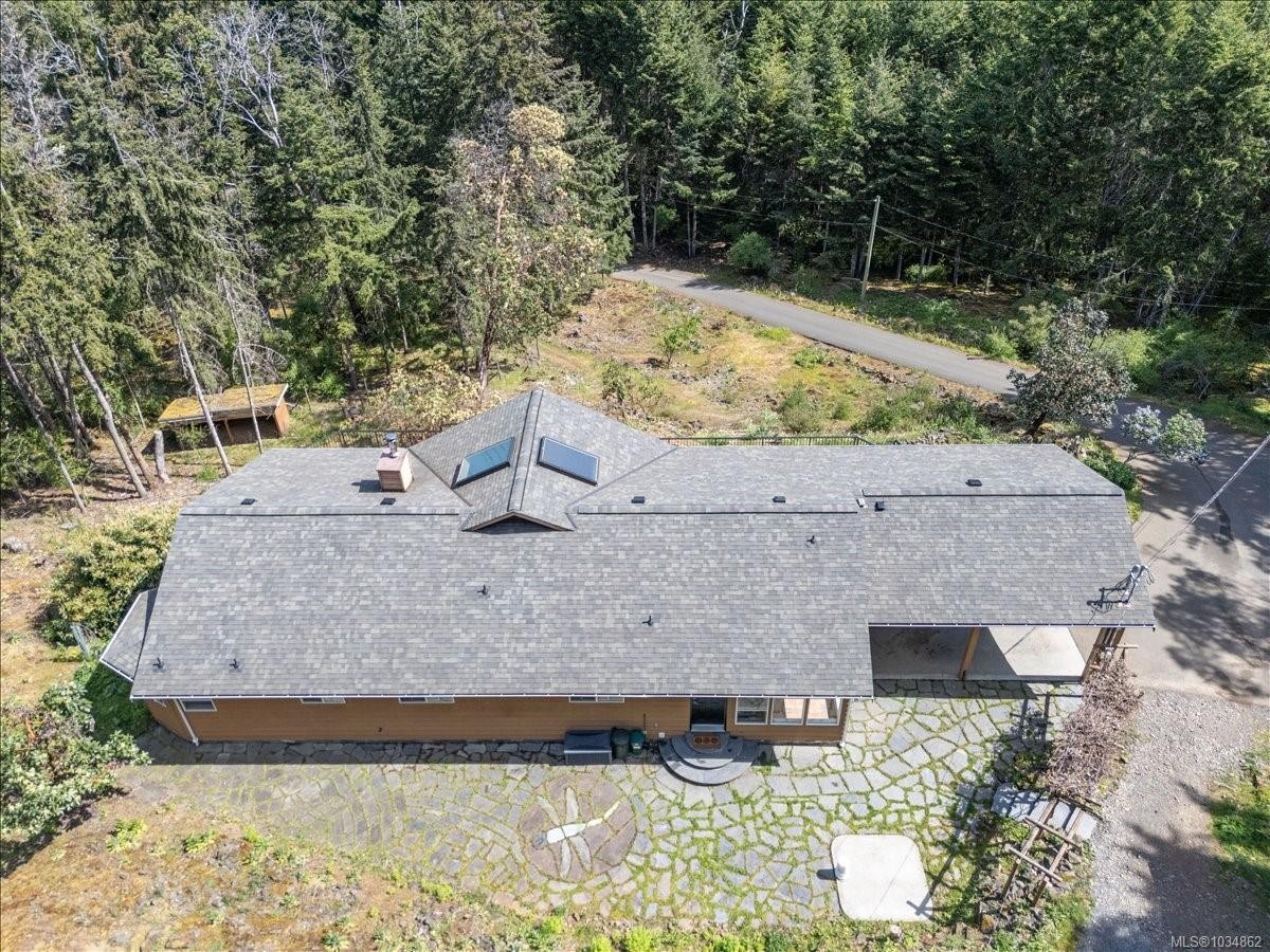2004 Rena Rd, Nanoose Bay, BC